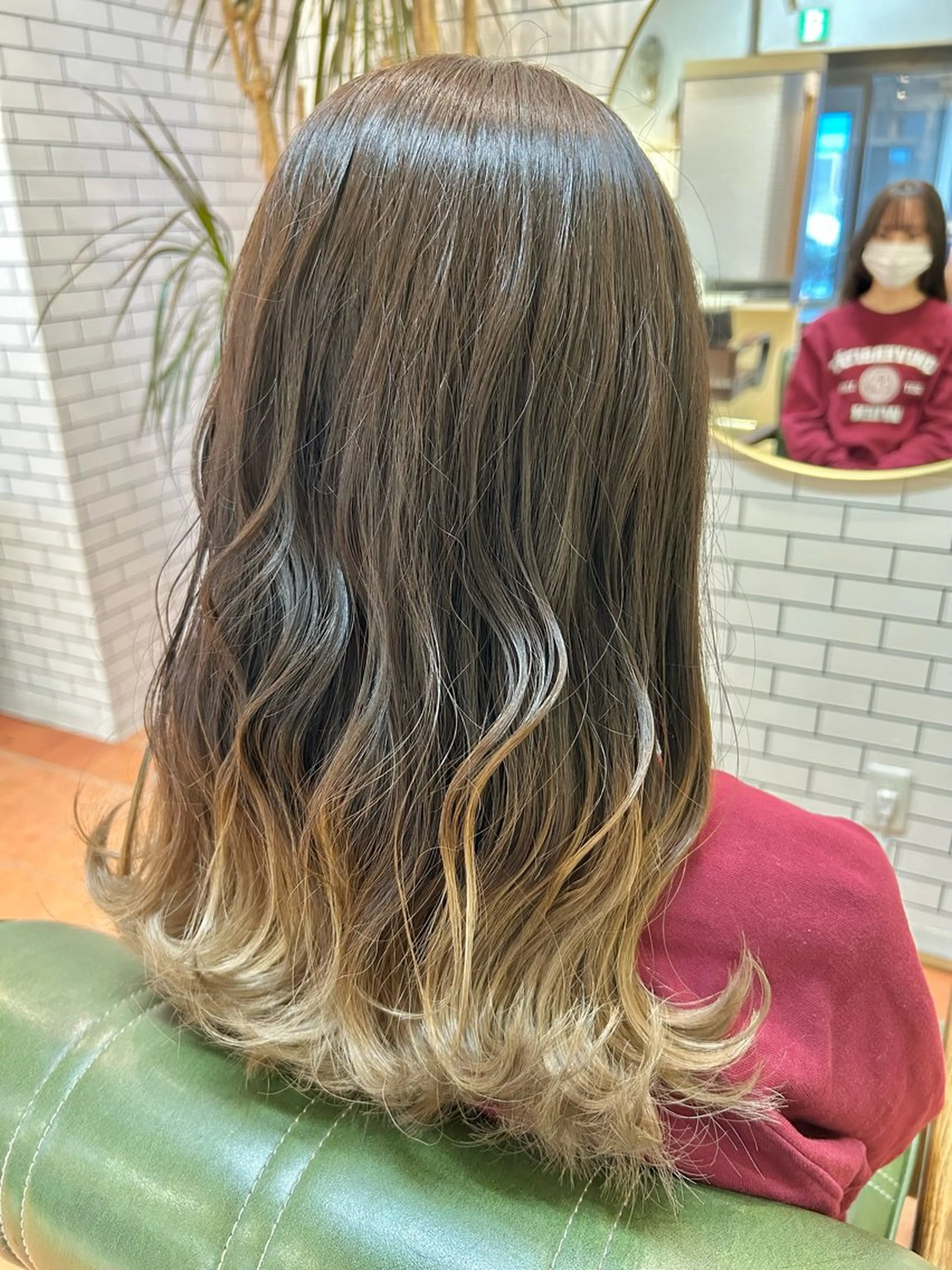 ロング カラー ヘアカラー トリートメント 石井 佑樹のヘアスタイル