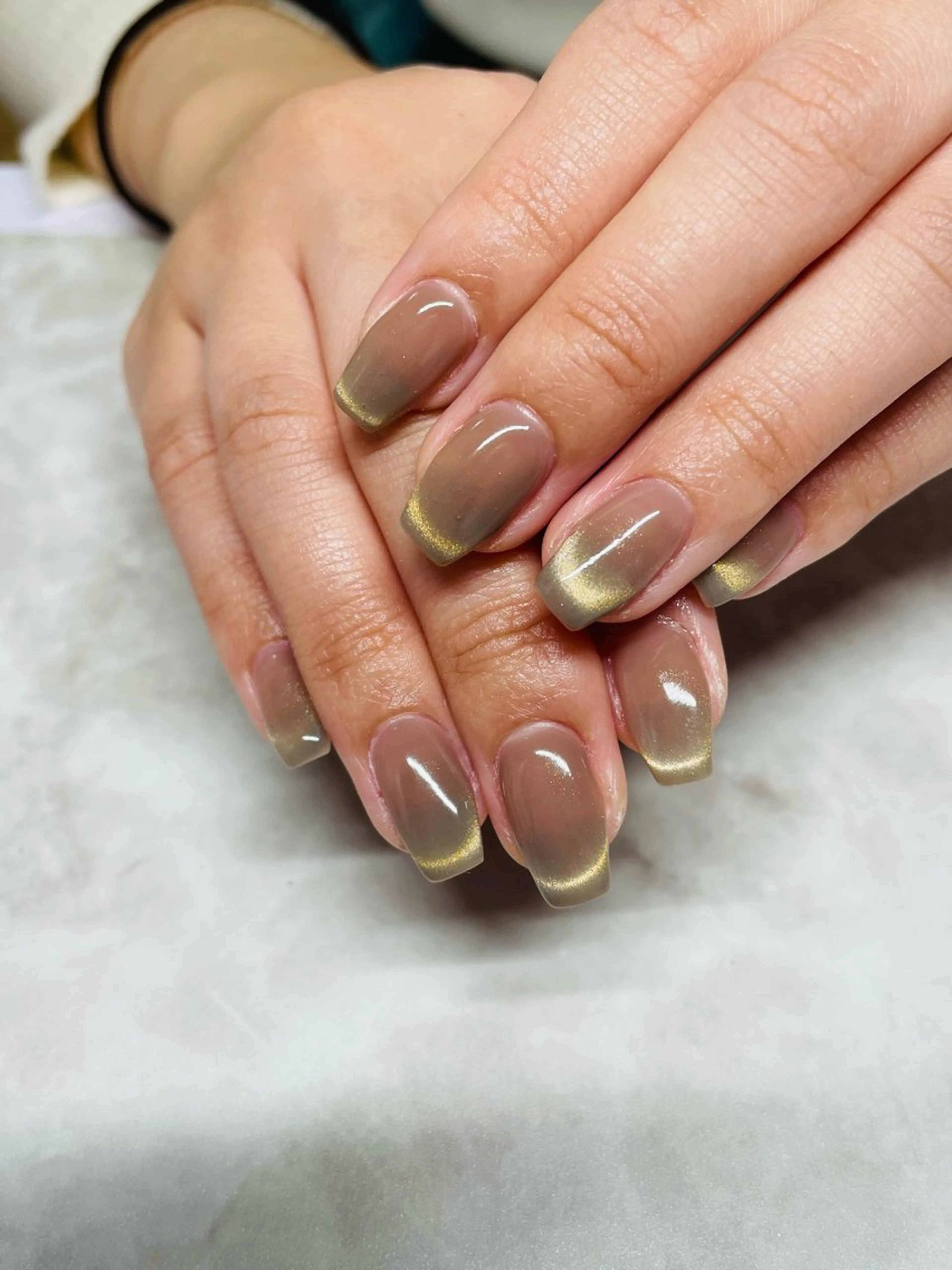 ネイル フレンチネイル マグネットネイル Odon Beauty  nail  salon所属・ソコ ソコのネイルデザイン