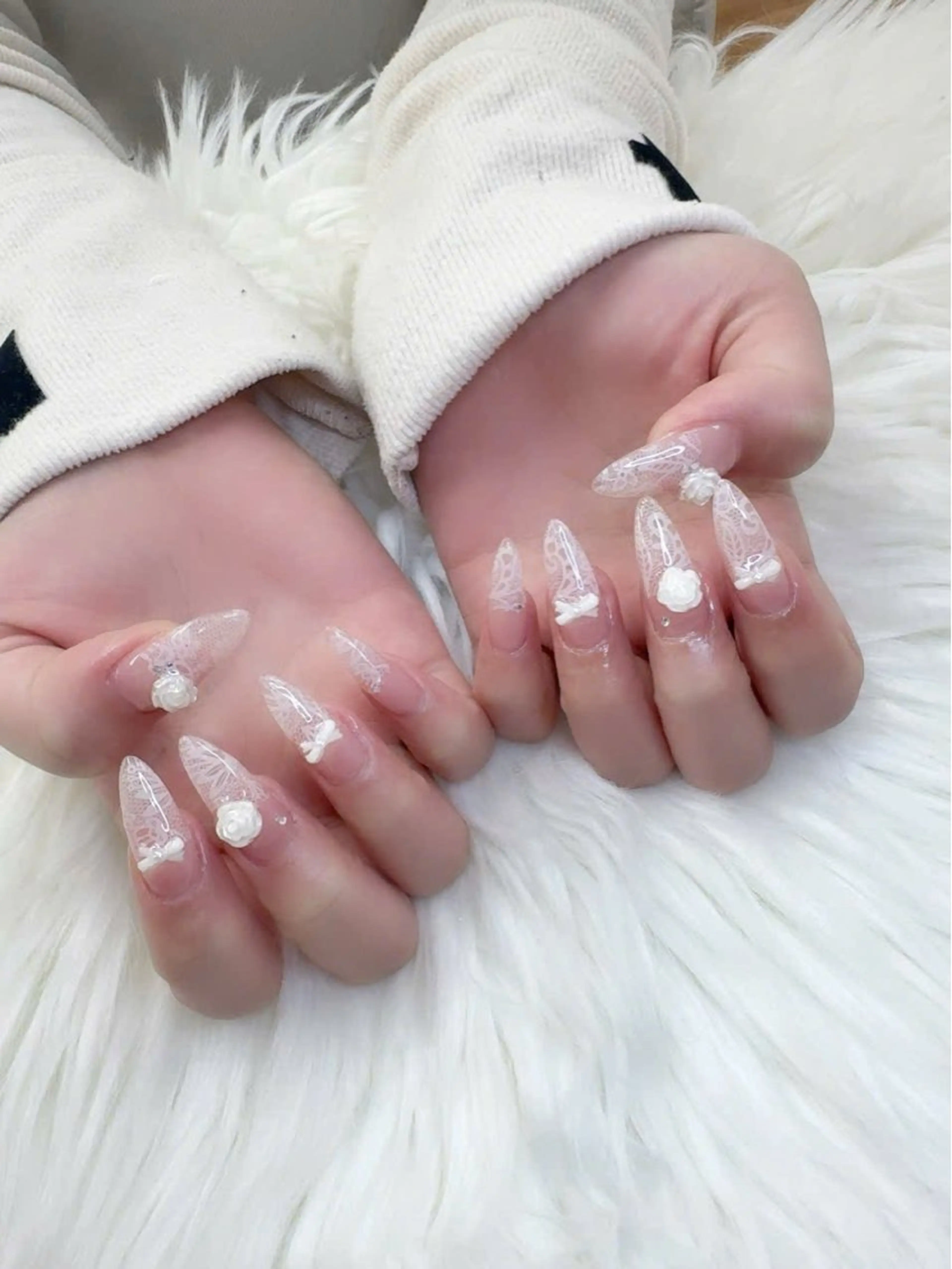 ネイル 桜ネイル フレンチネイル グラデーション 韓国ネイル マグネットネイル ハンドネイル ハンドケア Hara Nail 【パラジェル使用】のネイルデザイン