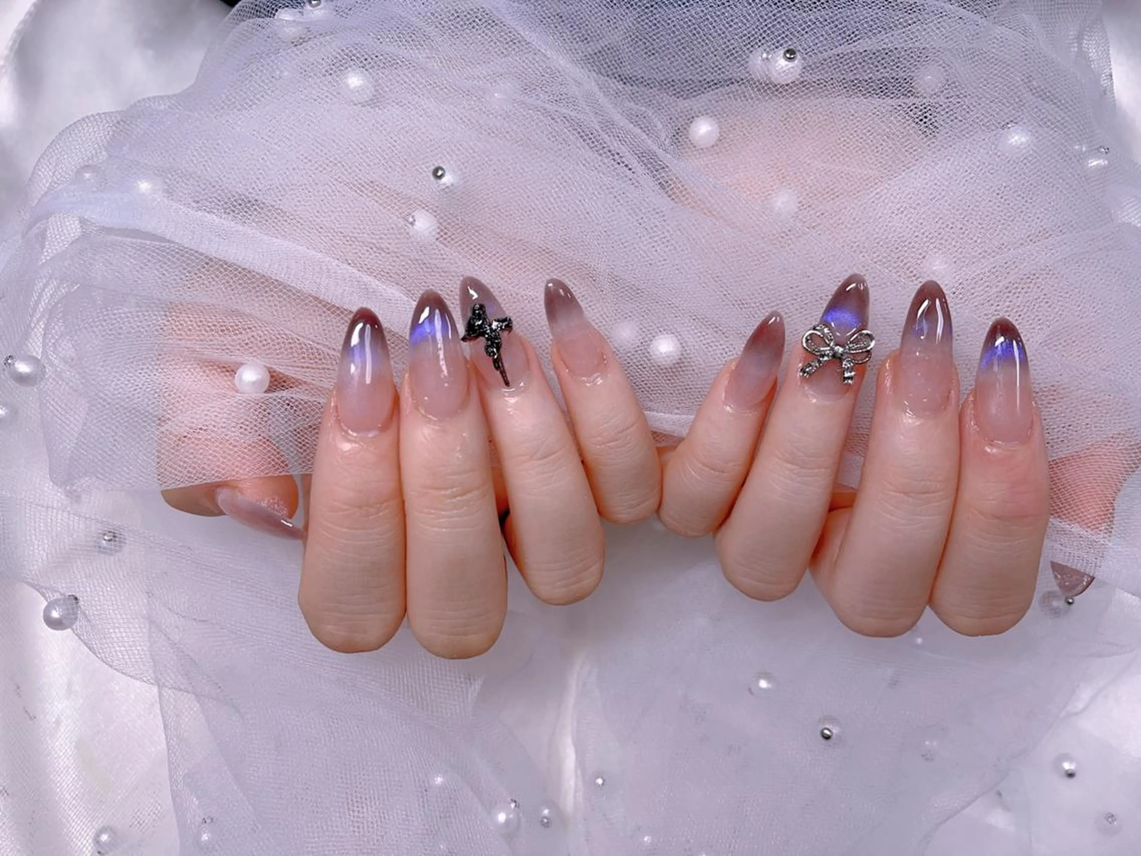 メンズ ネイル アートネイル フレンチネイル ジェルネイル キラキラネイル パラジェル Bloom kabukiのネイルデザイン