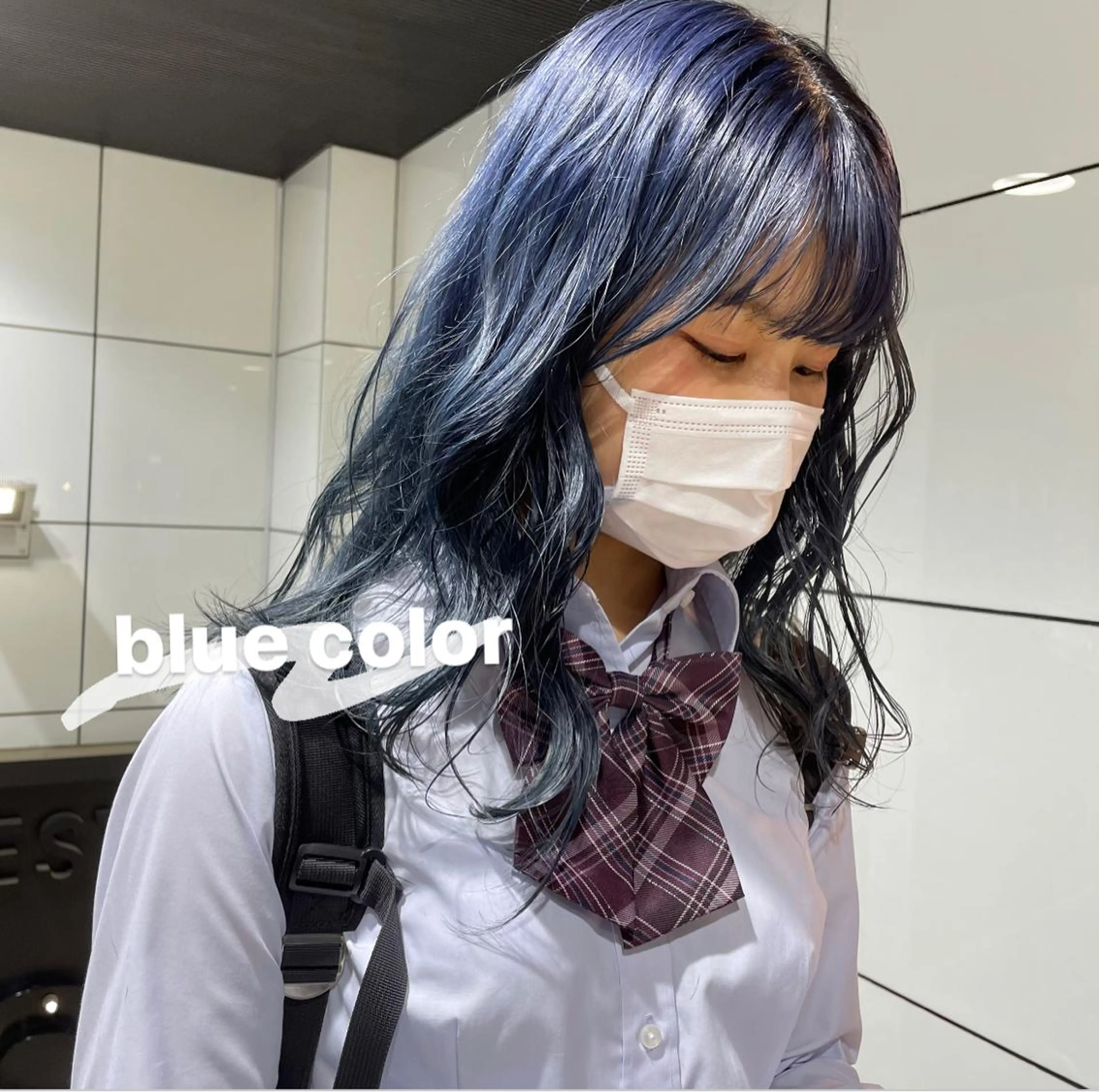 セミロング カラー ブリーチ ブルーカラー ヘアカラー トリートメント 韓国ヘア🦋 MIYUのヘアスタイル