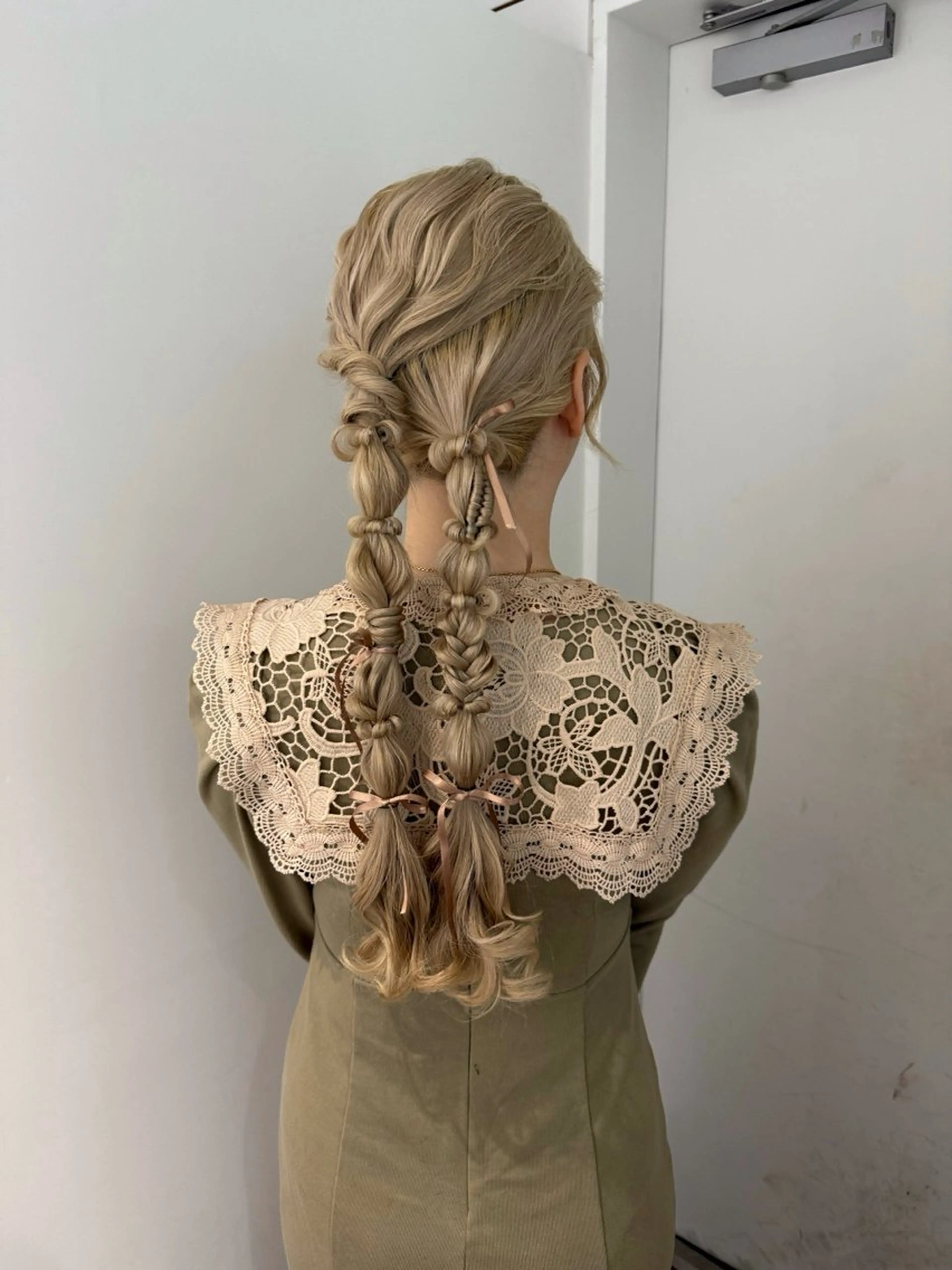 ロング ヘアアレンジ 結婚式・ブライダル ロング ヘアセット GrandStory SHIBUYA所属・卒業式お呼ばれ🕊️ ヘアセット✴︎ミキのヘアスタイル