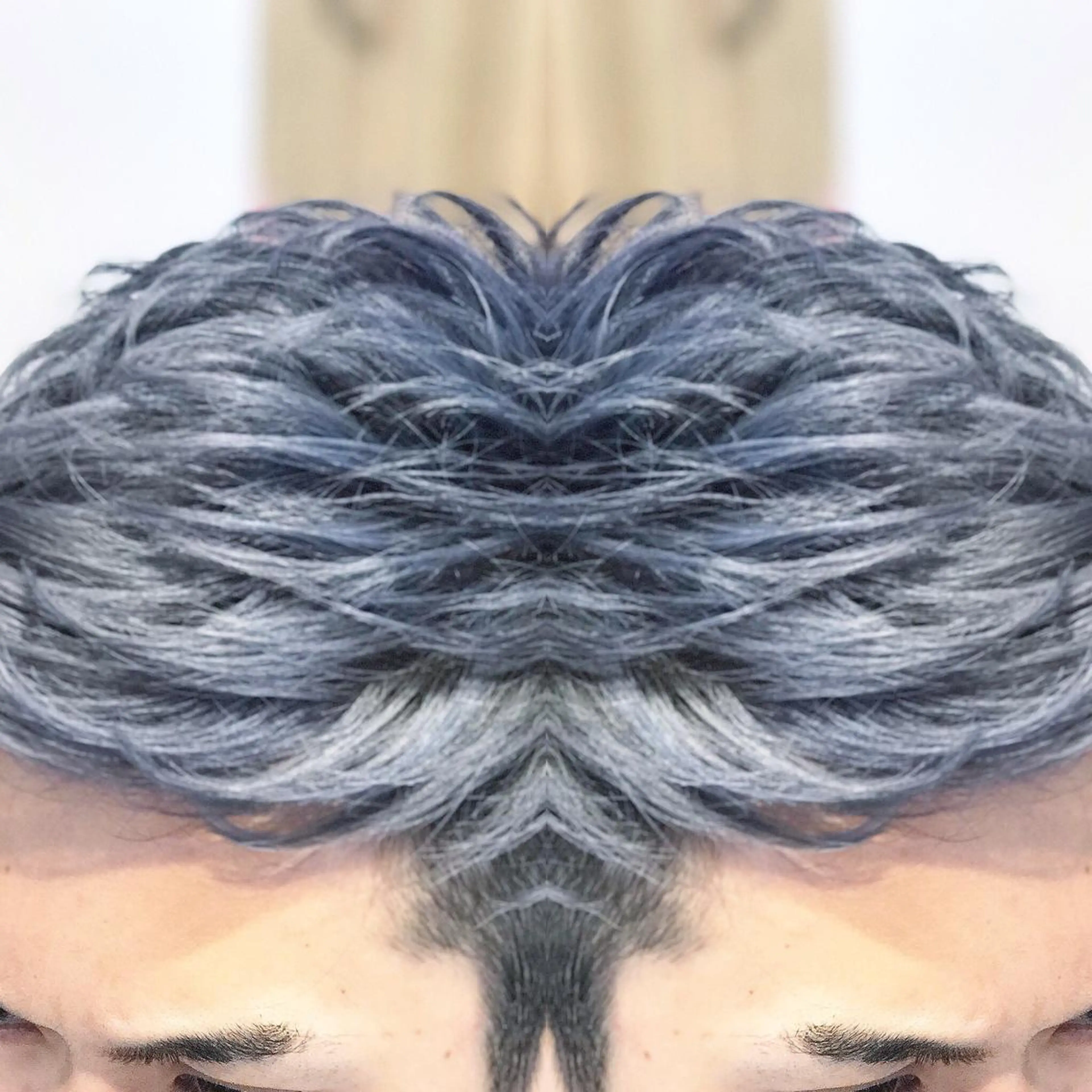 ショート カラー メンズ 及川シゲル 髪質改善講師のヘアスタイル