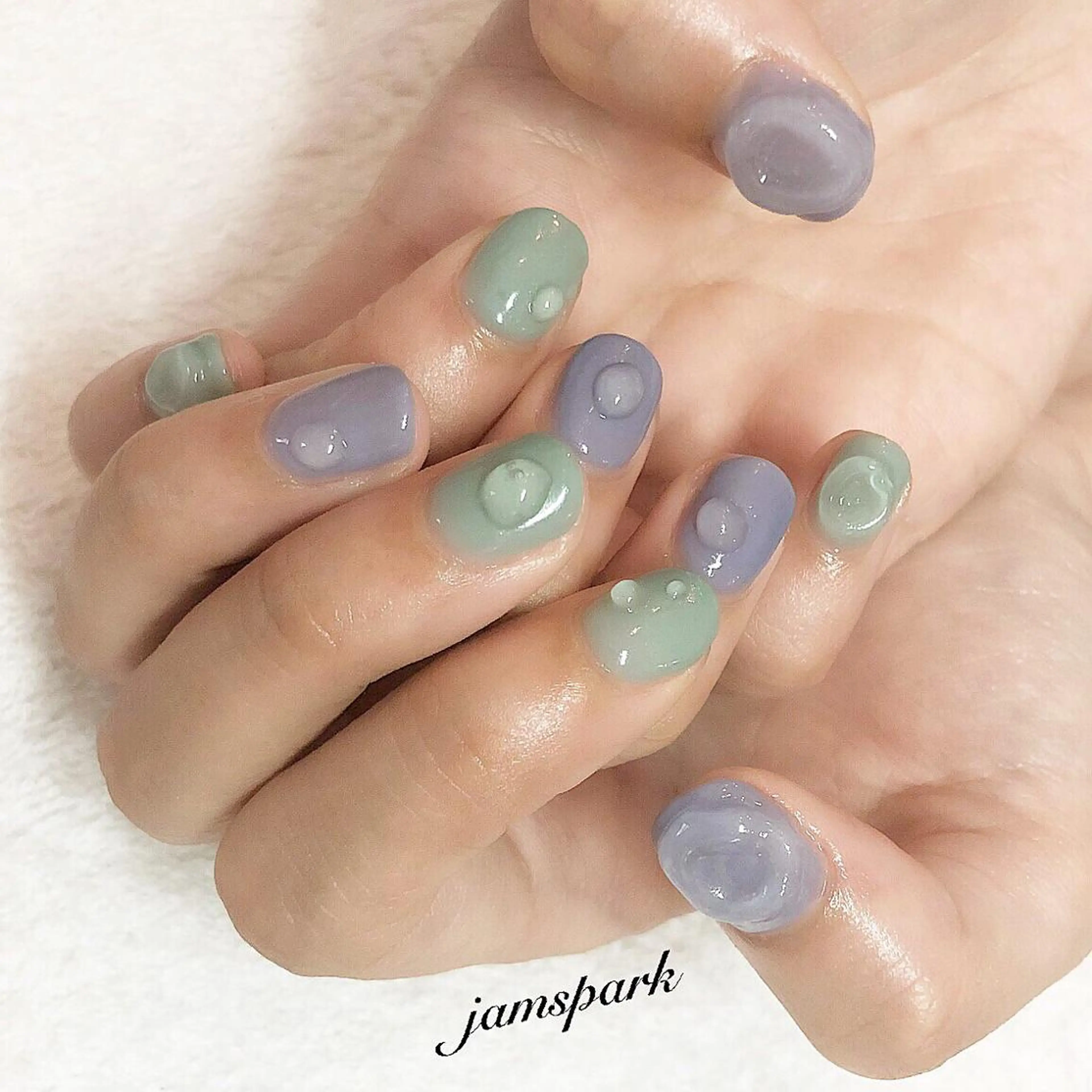 ネイル ニュアンスネイル パープル ショートネイル 夏ネイル ハンドネイル jamspark ✨のネイルデザイン