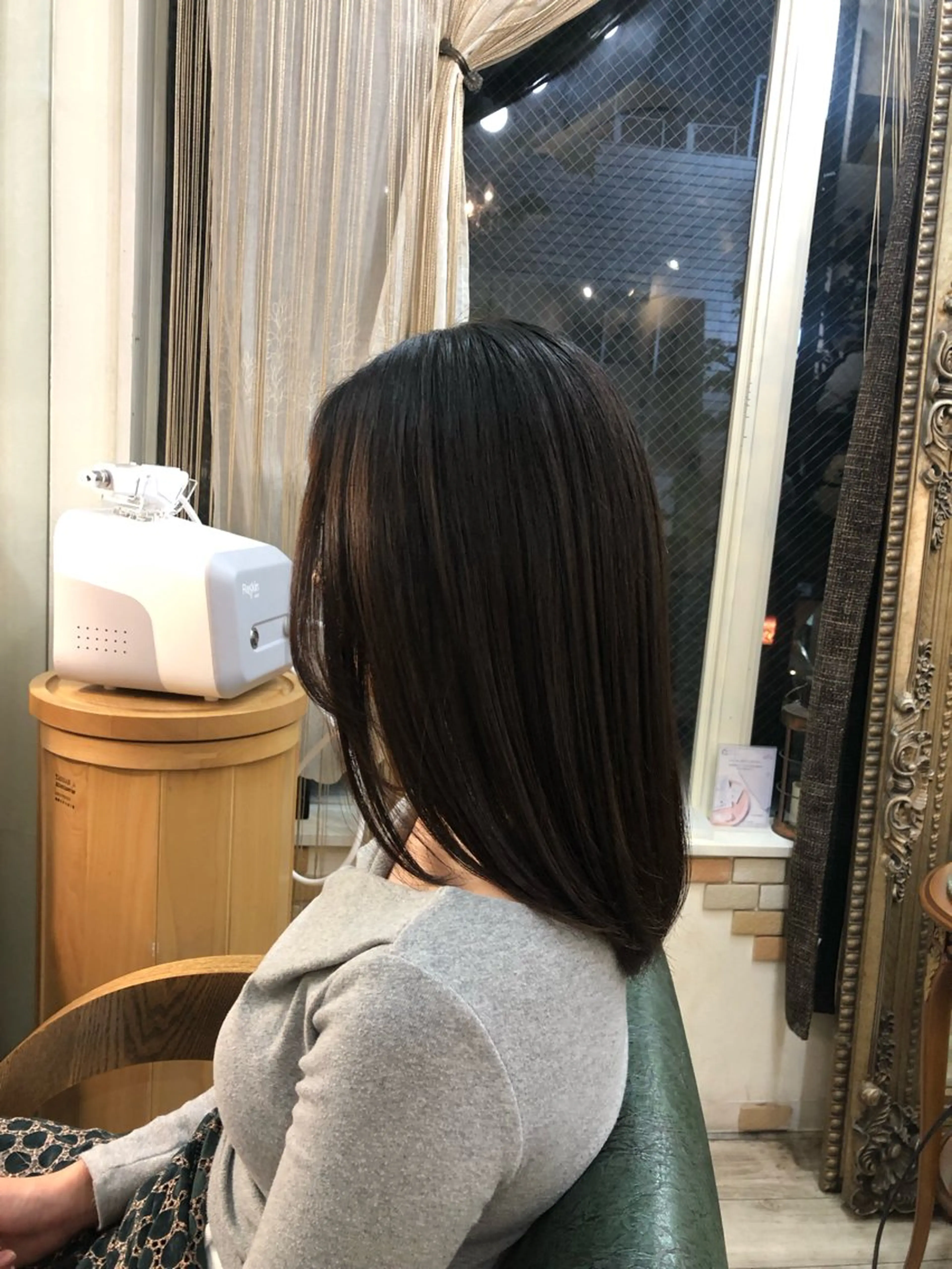 セミロング セミロングパーマ カット 縮毛矯正 トリートメント ❤︎大人シック ベージュrihoのヘアスタイル