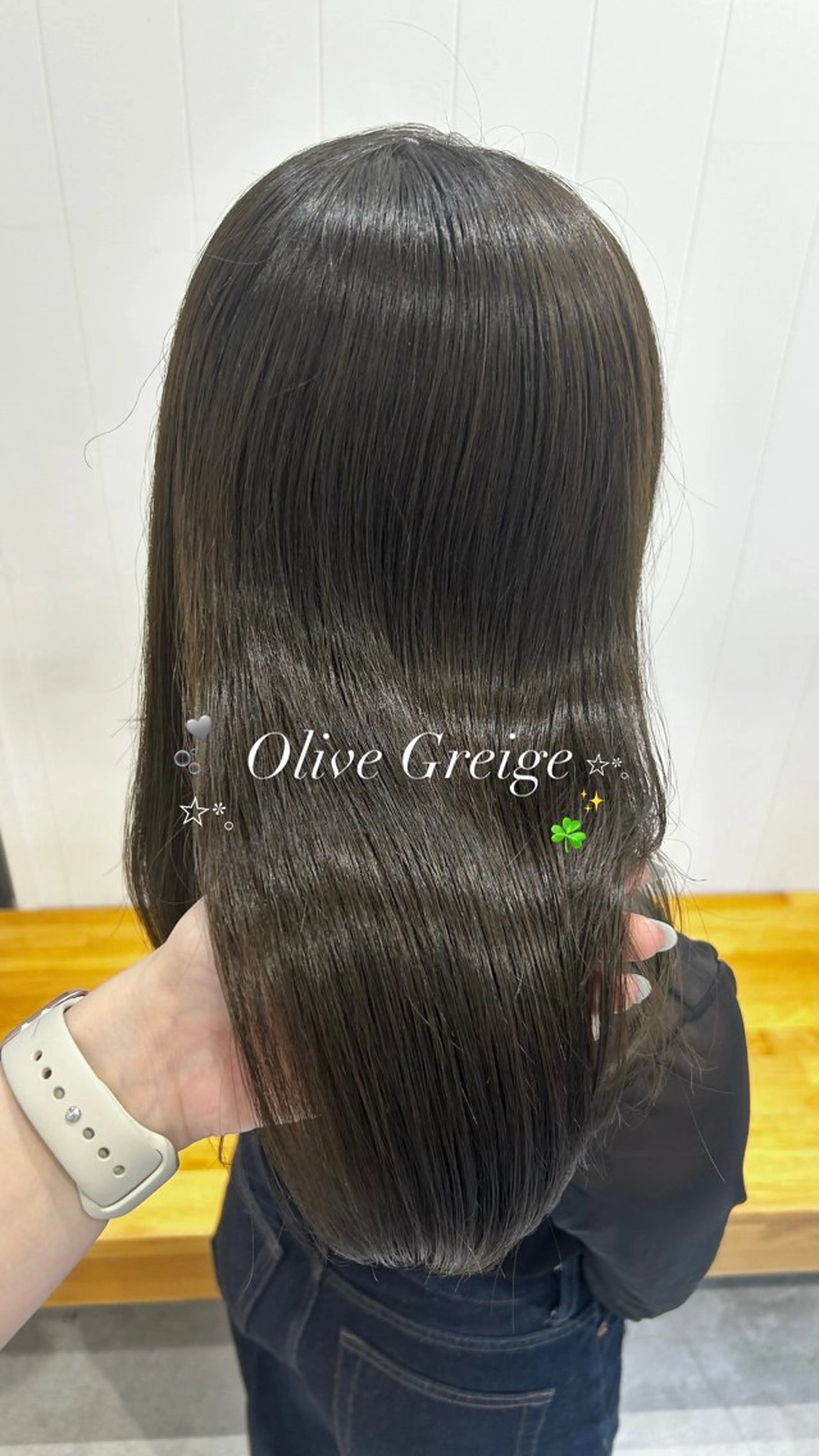 セミロング カット ヘアカラー トリートメント 艶カラー/韓国風ヘア 🩵shioneのヘアスタイル