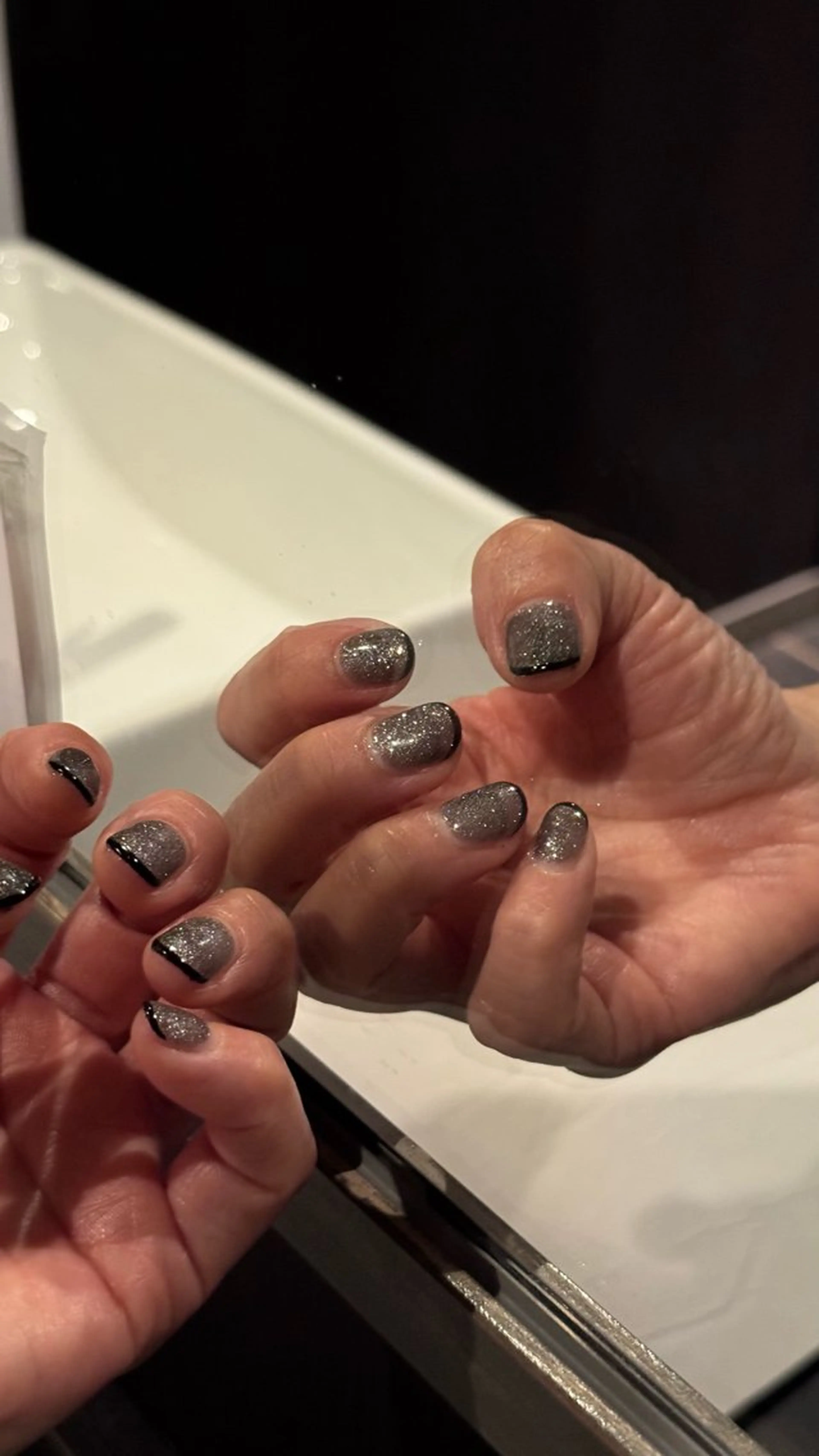 ネイル Derma所属・furukawa mahoのネイルデザイン