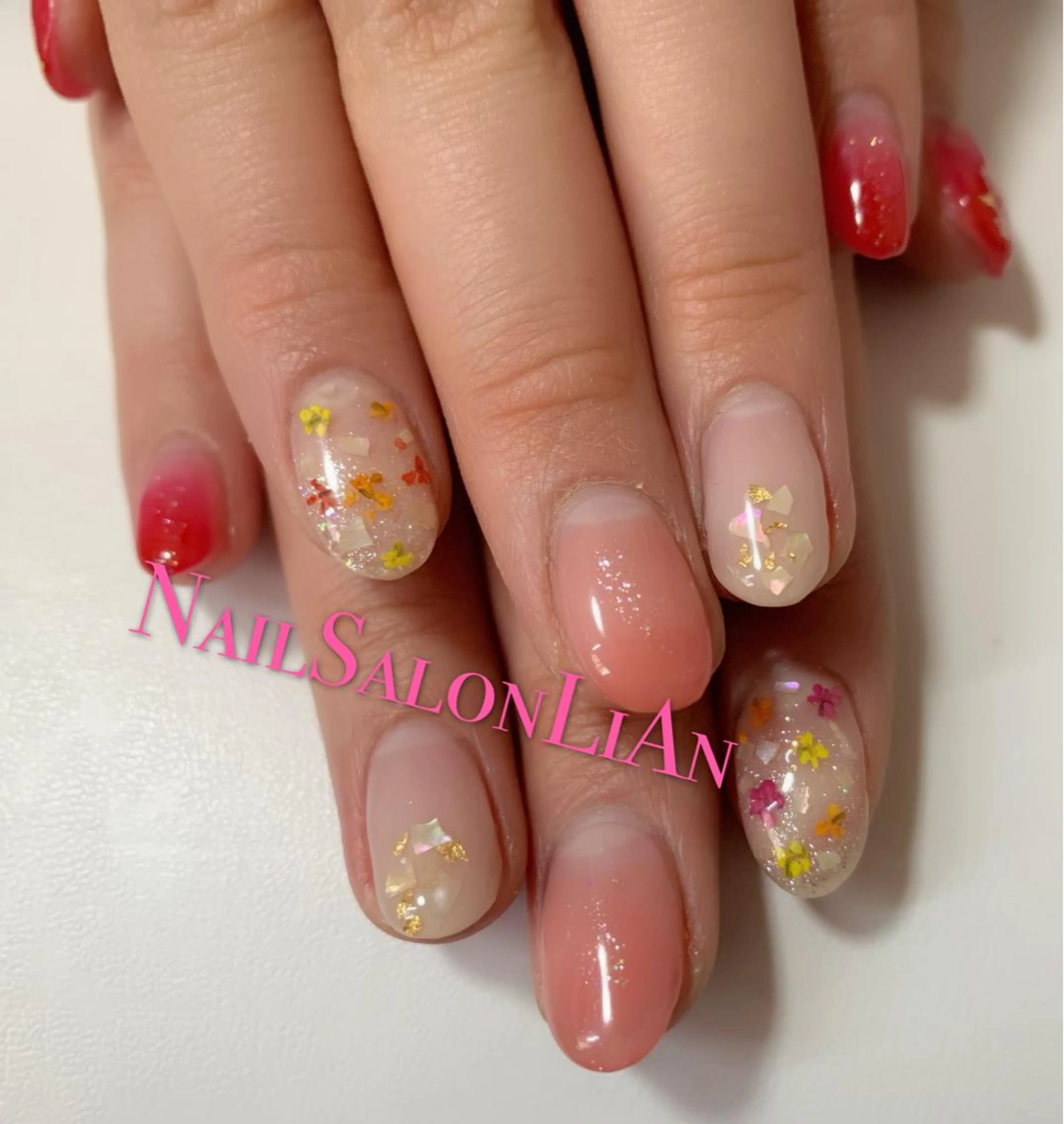 ネイル アートネイル 持ち込み シンプルネイル ストーンネイル NailSalon LiAnのネイルデザイン