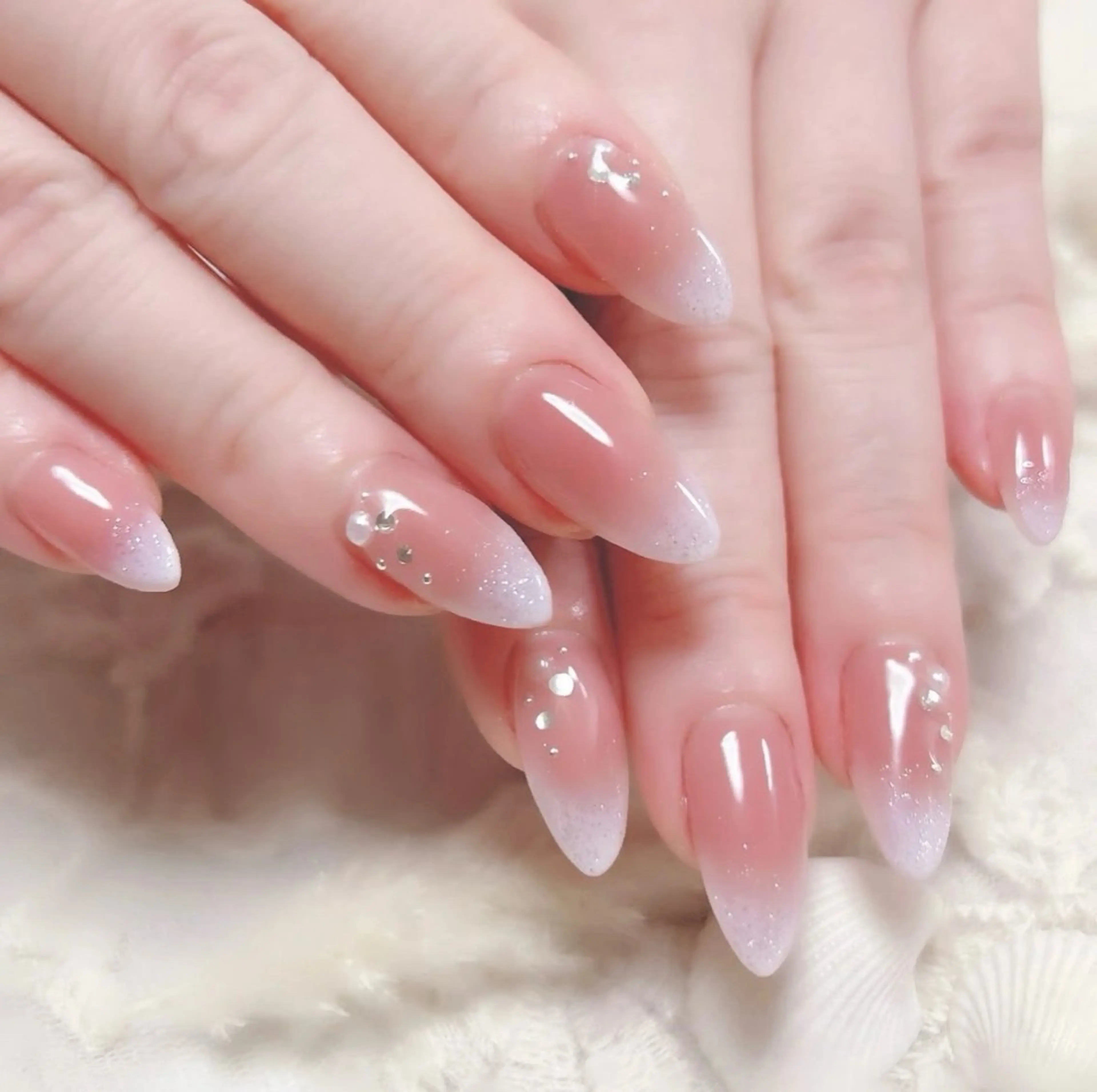 ネイル アートネイル べっ甲ネイル チークネイル 長さ出し フラッシュネイル ハンドネイル ハンドケア For you. Nail Salonのネイルデザイン