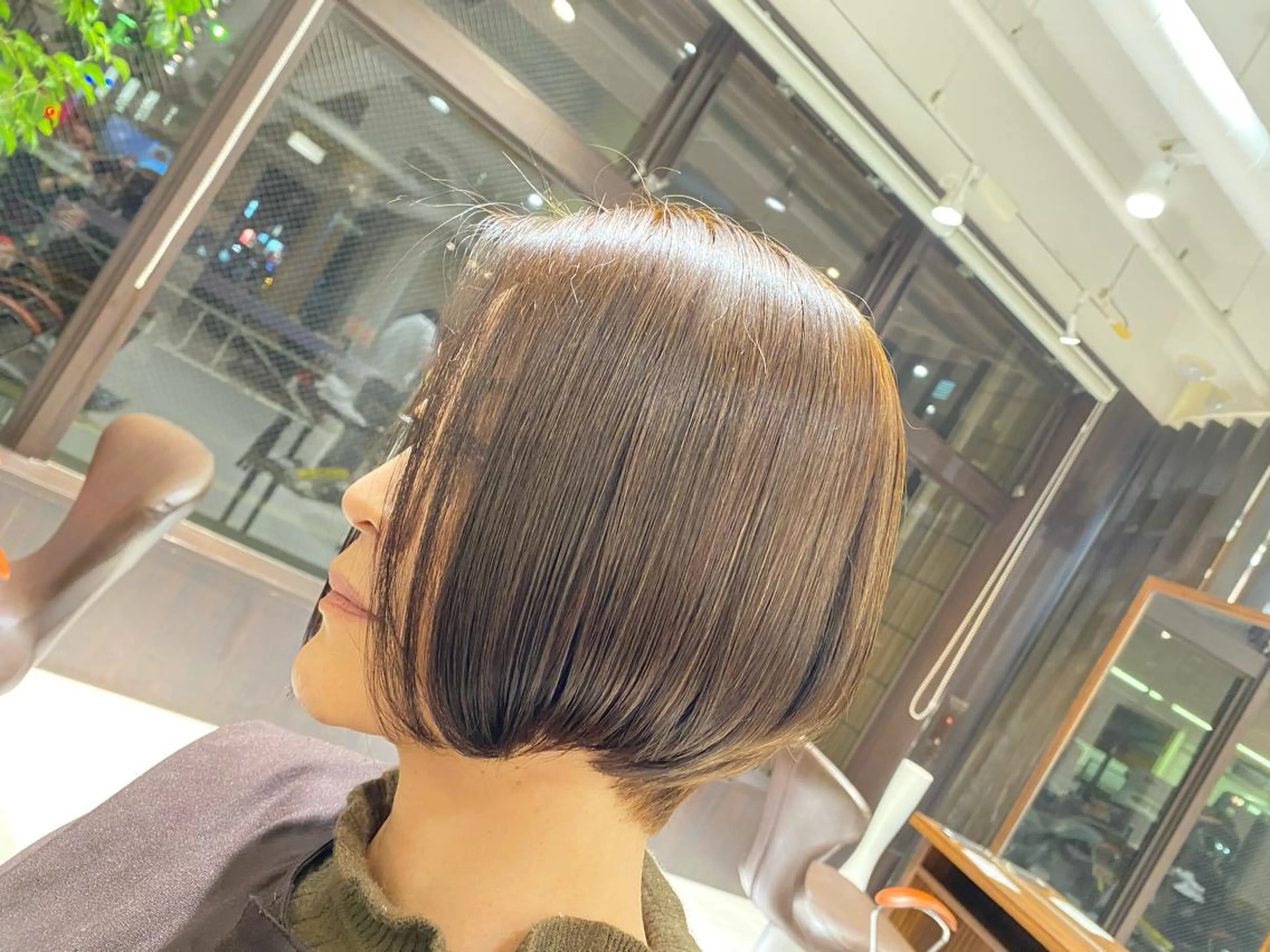 ショート カラー 髪質改善 縮毛矯正専門家 大桃史朗のヘアスタイル