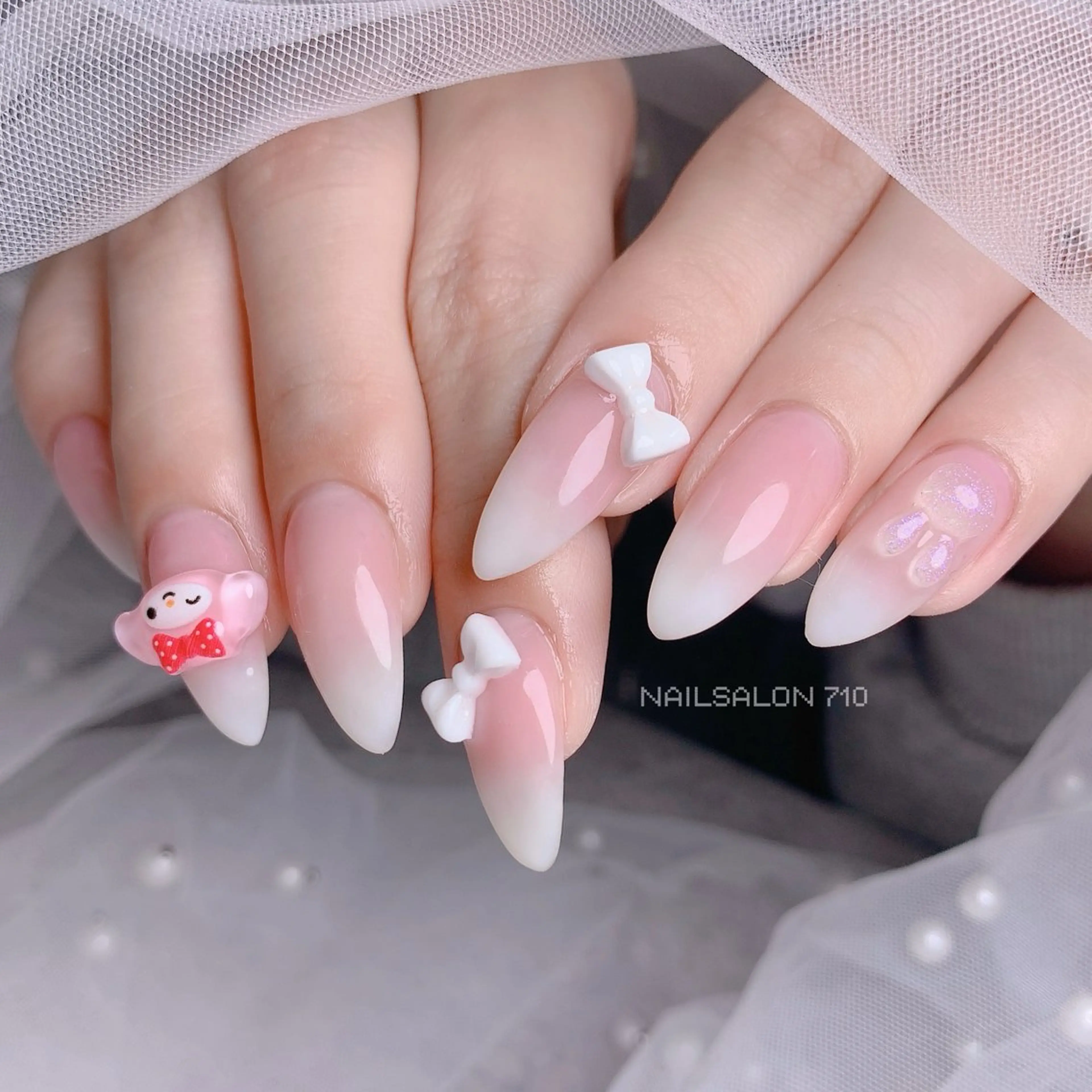 ネイル ハンドネイル フットネイル ナナイチゼロ I.Naoのネイルデザイン