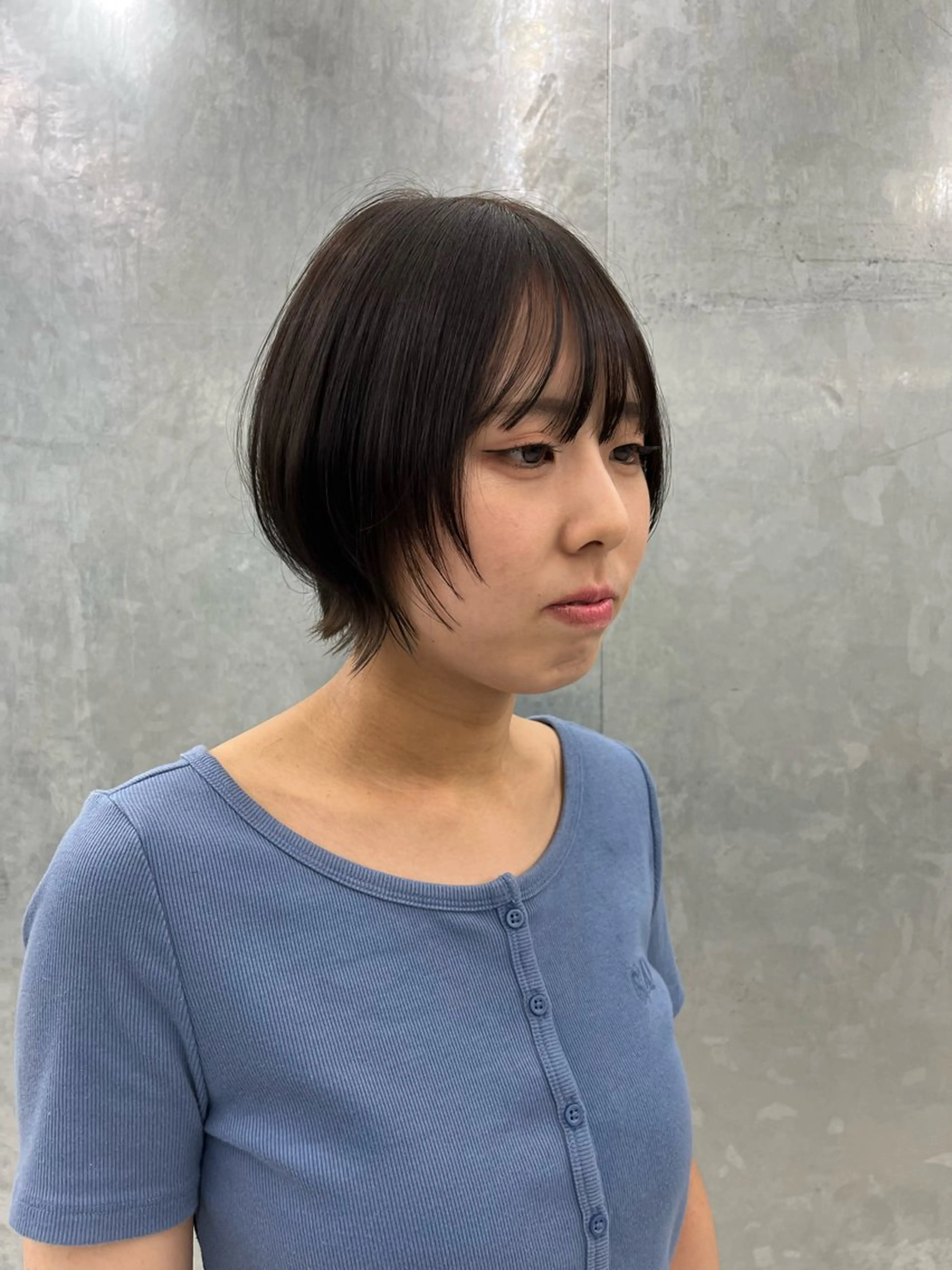 ショート ショートボブ ボブ 顔まわりレイヤー レイヤーカット ショートヘア 神作 汐里　江古田 /透明感カラー🌿のヘアスタイル