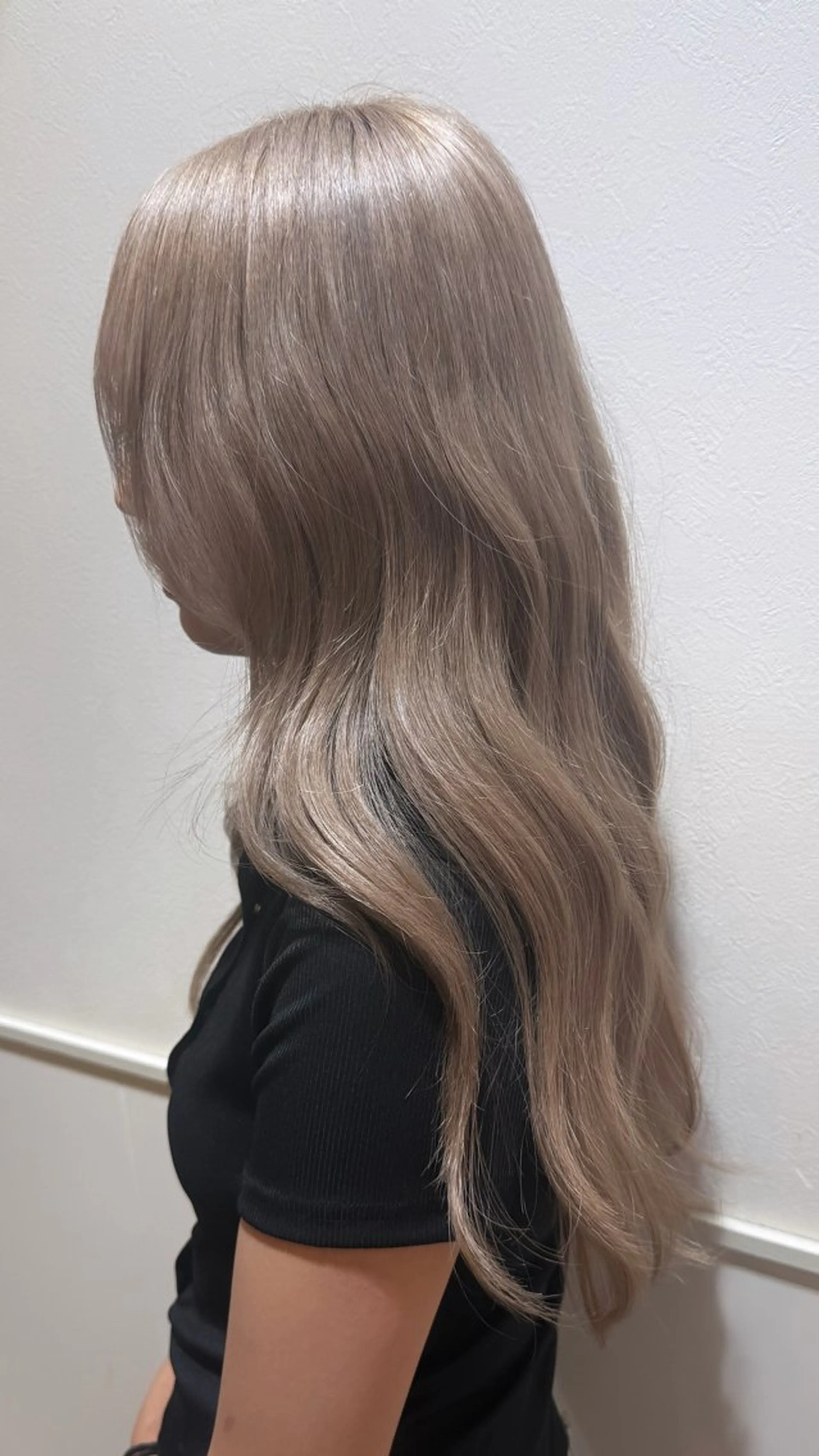 カット+ブリーチリタッチ+カラー+トリートメントの写真