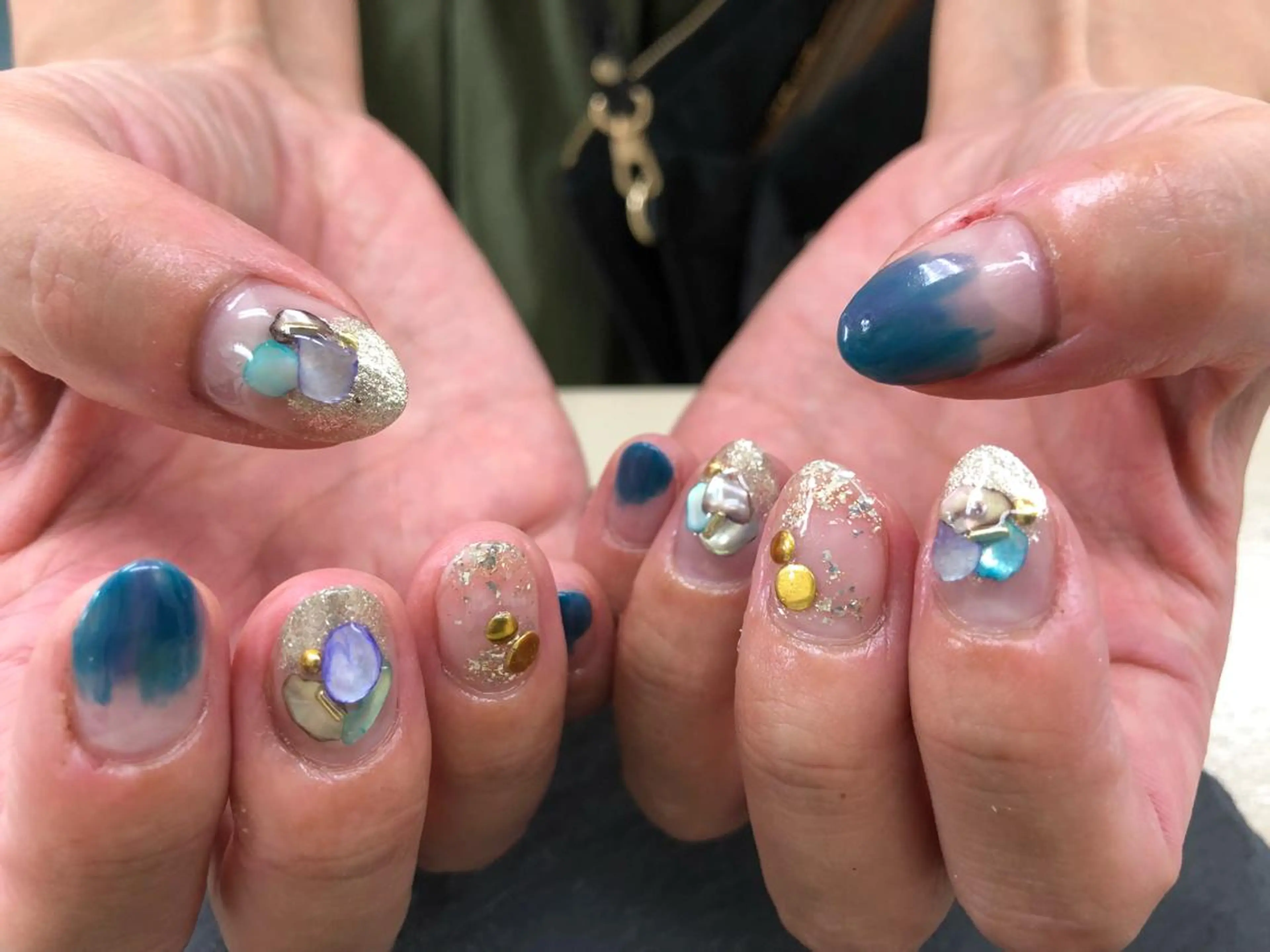 ネイル ブルー 夏ネイル esNail&eye イーズネイル＆アイのネイルデザイン