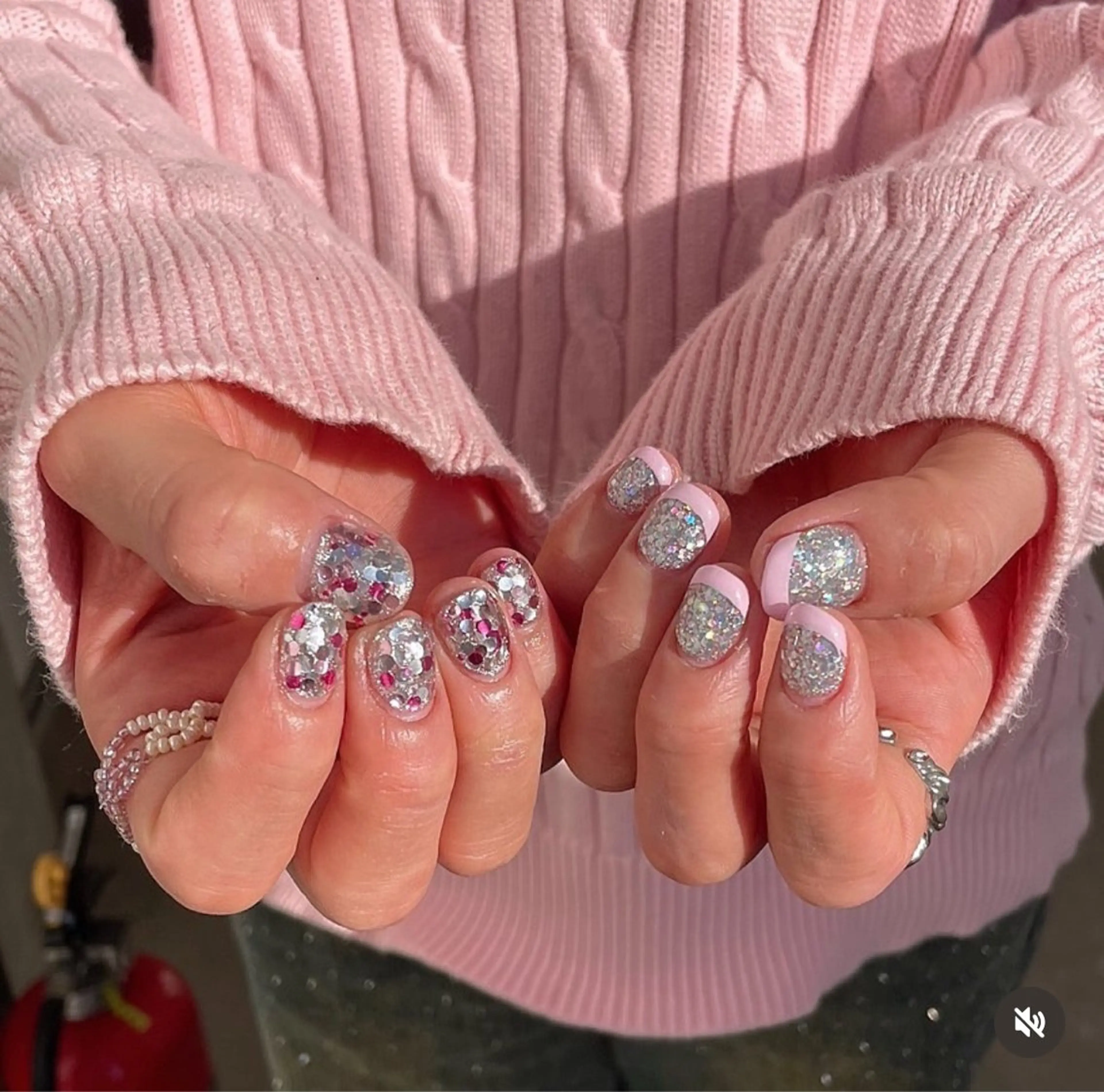 ネイル キラキラネイル ピンク ショートネイル Balo Beauty Room所属・Balo 【三軒茶屋】のネイルデザイン