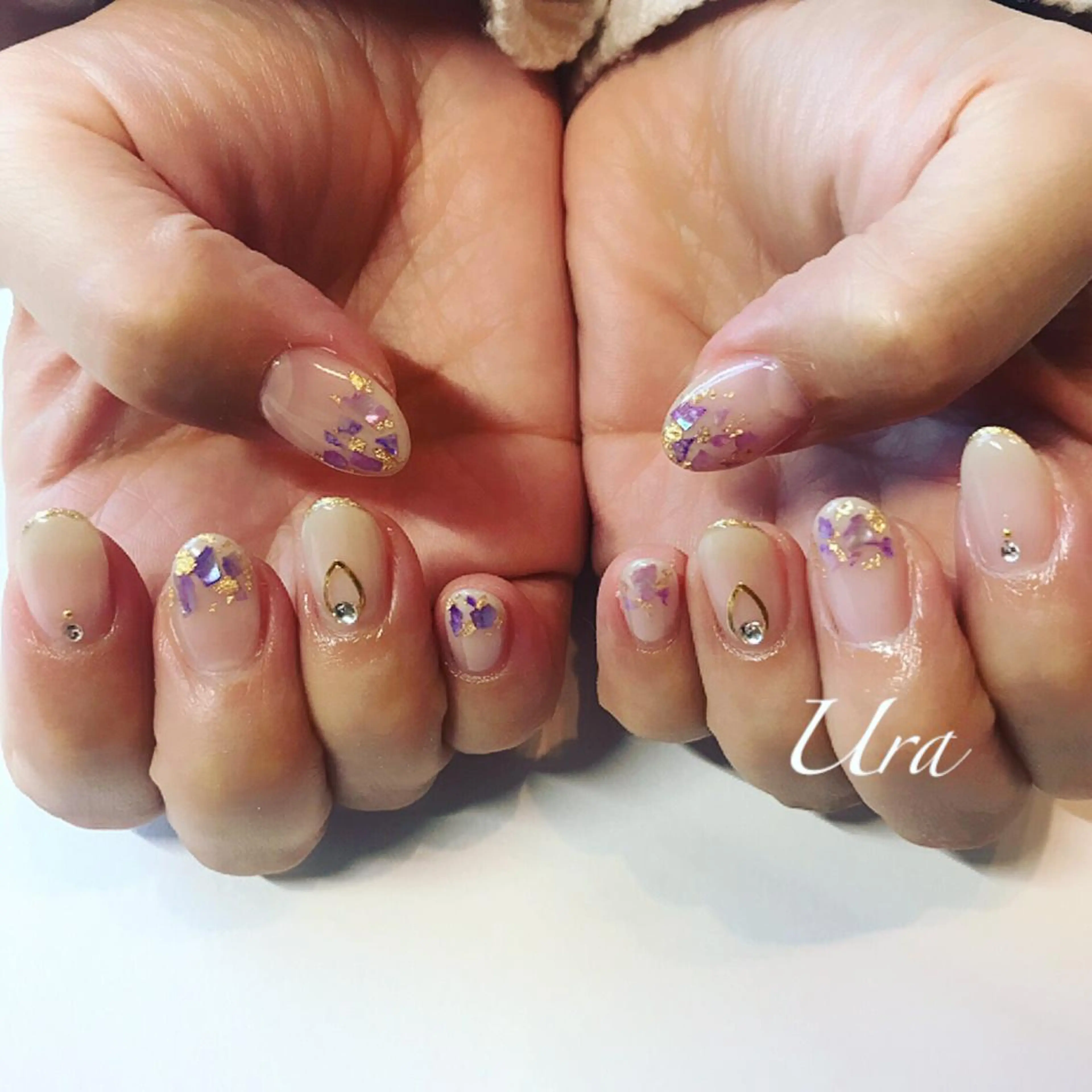 ネイル UrakoNail 《nail》のネイルデザイン