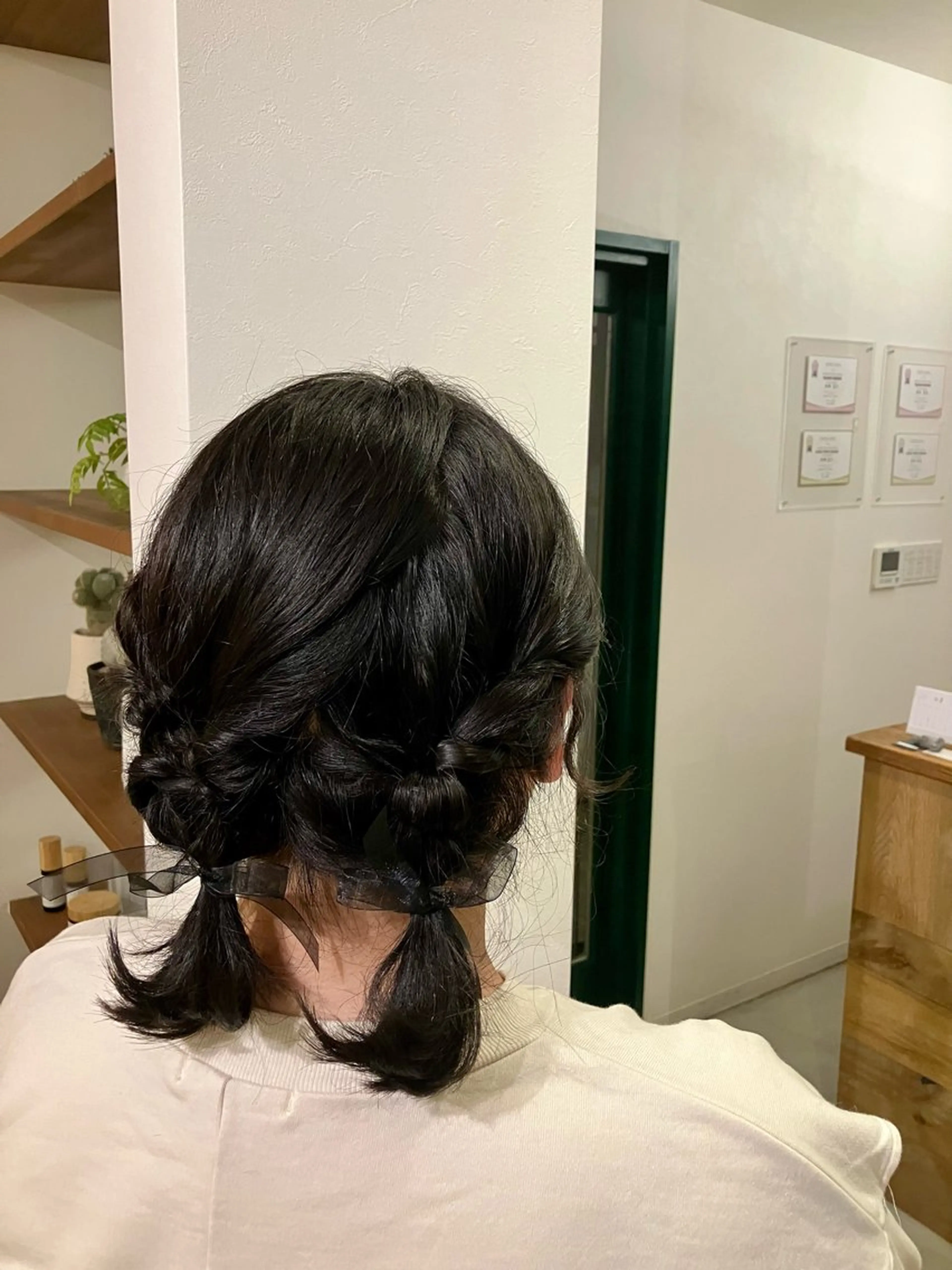 ミディアム カット 清水 美香のヘアスタイル