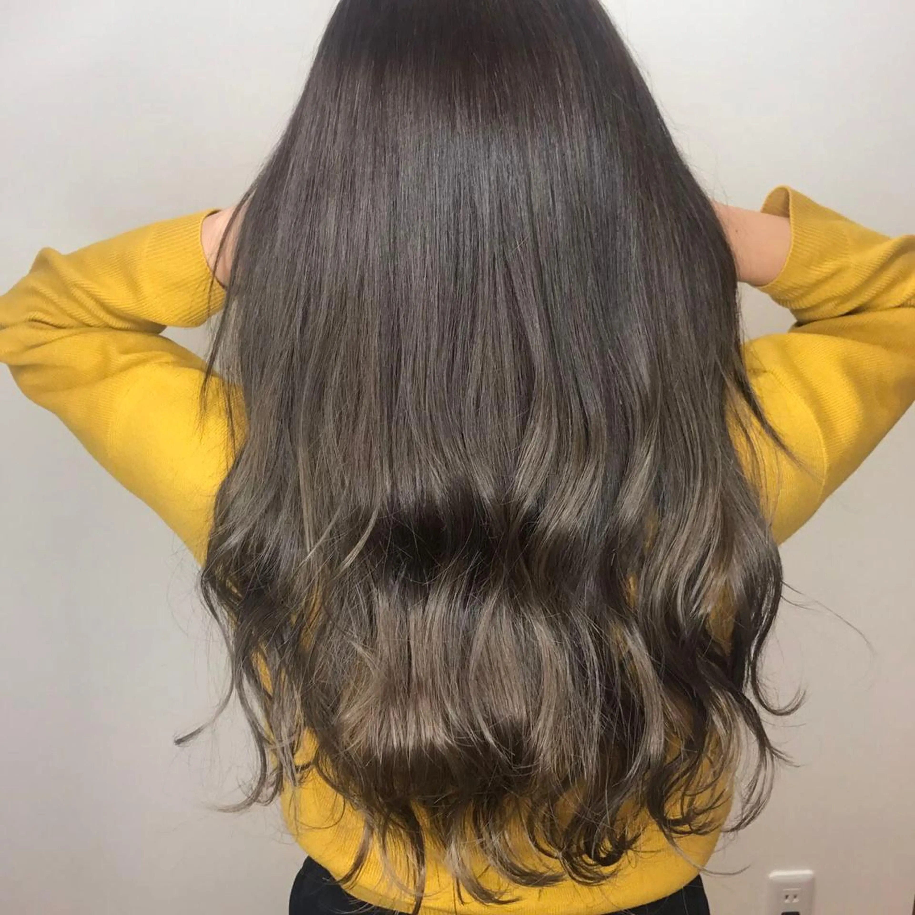 ロング カラー パーマ ヘアアレンジ メンズ キッズ マツエク・マツパ アッシュ Luela堅田所属・田中 裕士のヘアスタイル