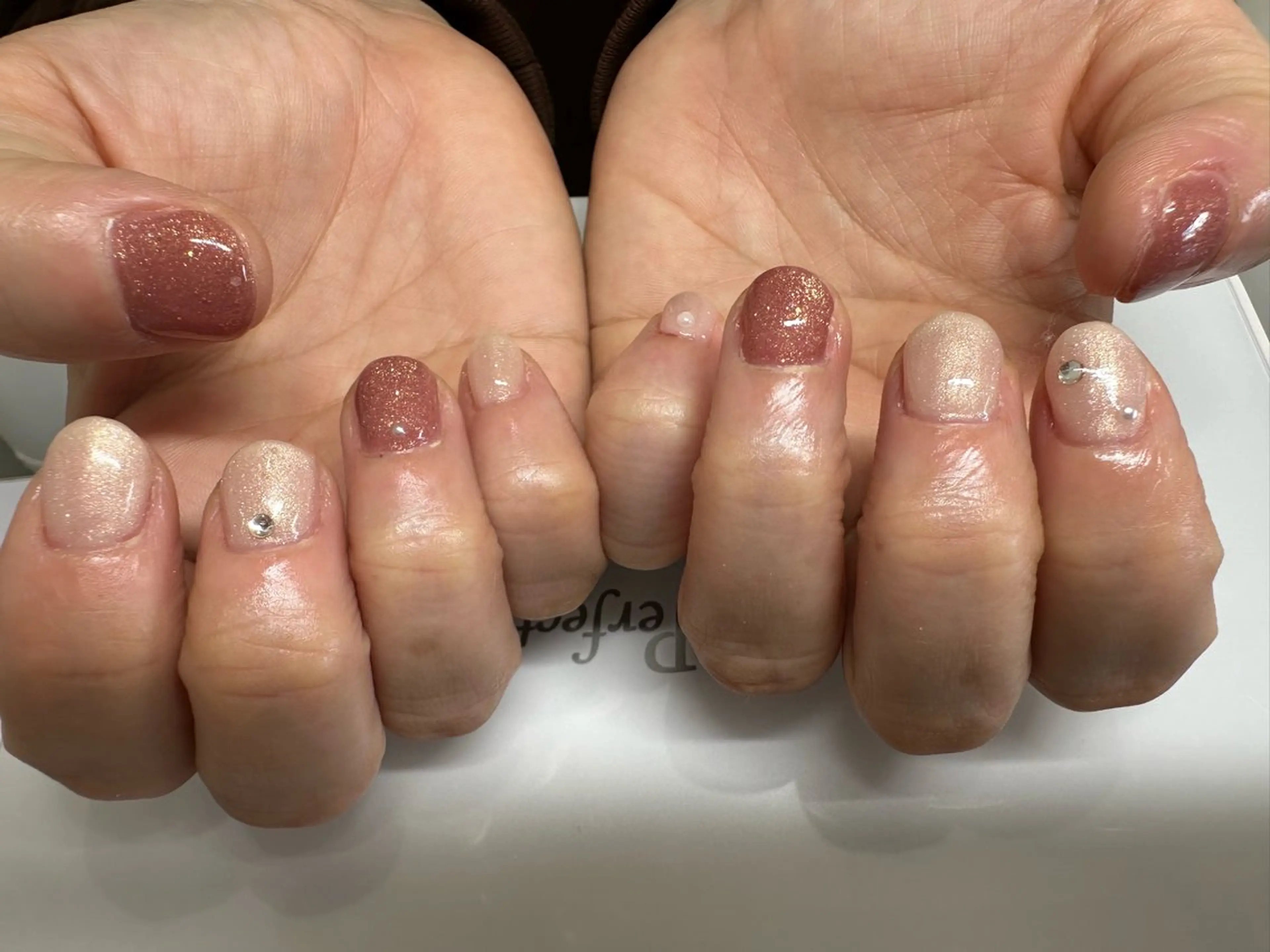 ネイル ハンドネイル AOAQUA SHIORIのネイルデザイン