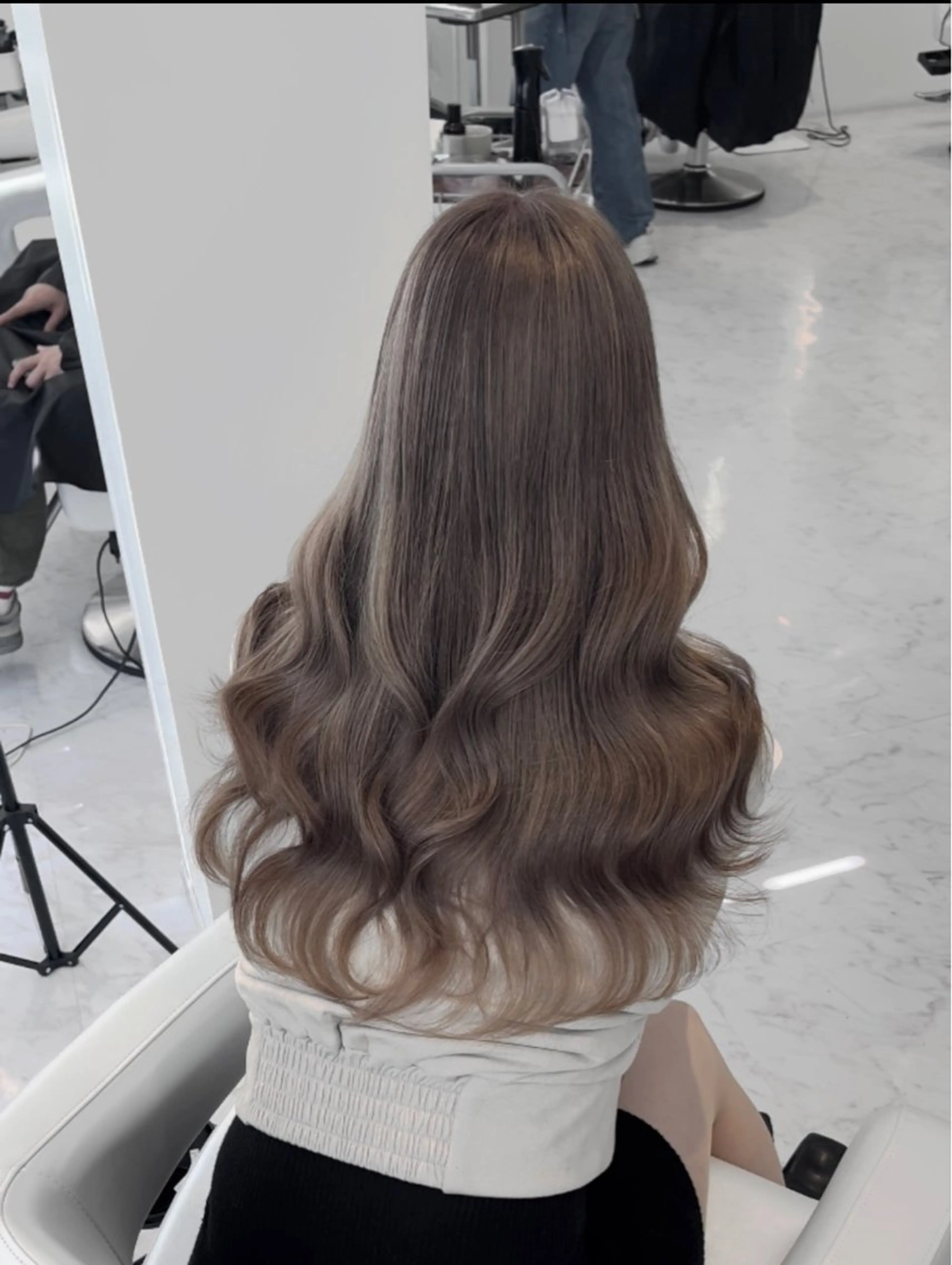 🔱ダブルカラー🔱（ケアブリーチ＋カラー）✖︎3stepトリートメント⚠️ロング料金なしの写真