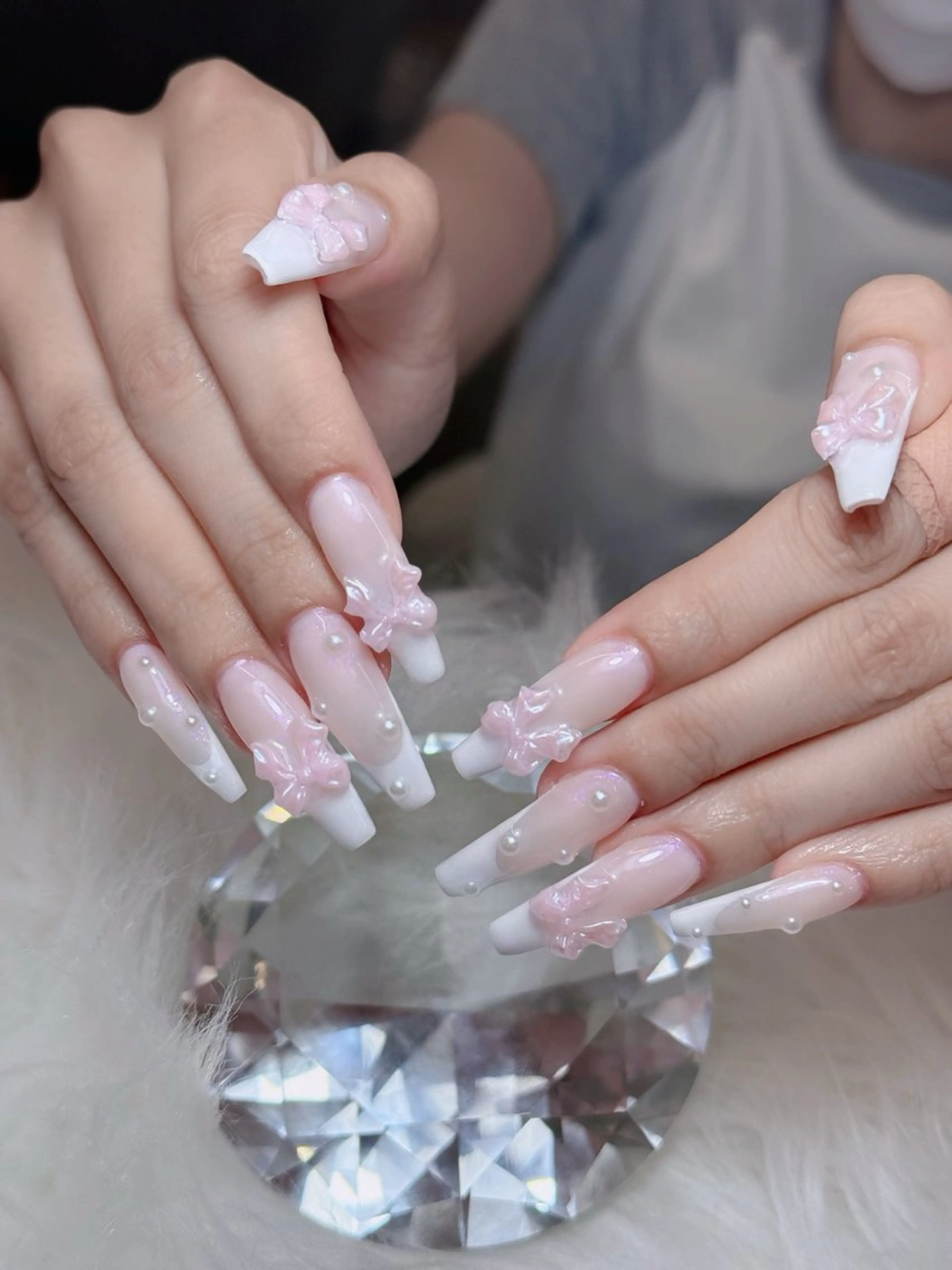 ネイル オーロラネイル チークネイル フットネイル フレンチネイル 韓国ネイル Lumi Nail 新大久保3‘のネイルデザイン