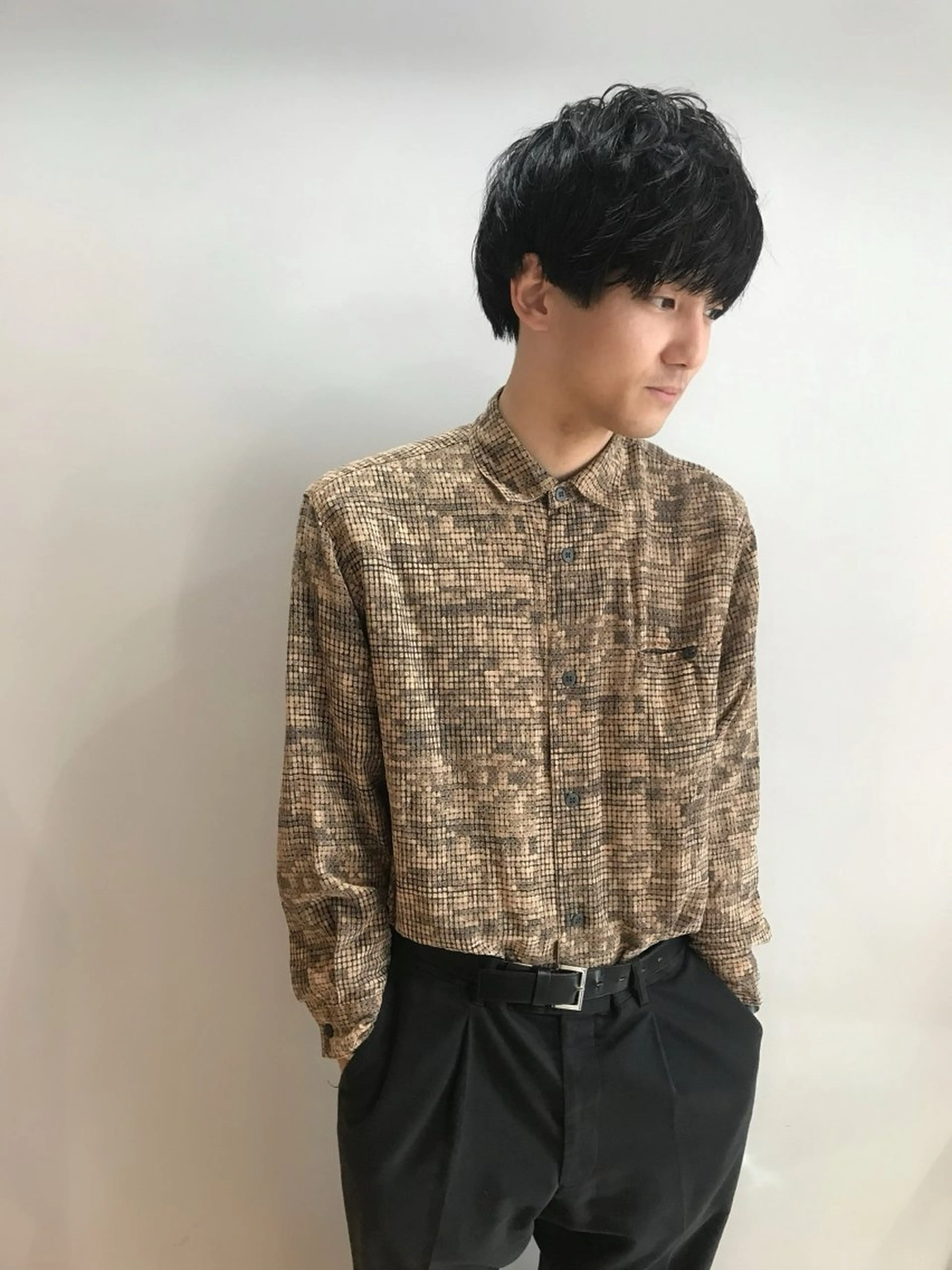 メンズ カット 髪質改善✨透明感カラ ー🌈シエルブルーのヘアスタイル