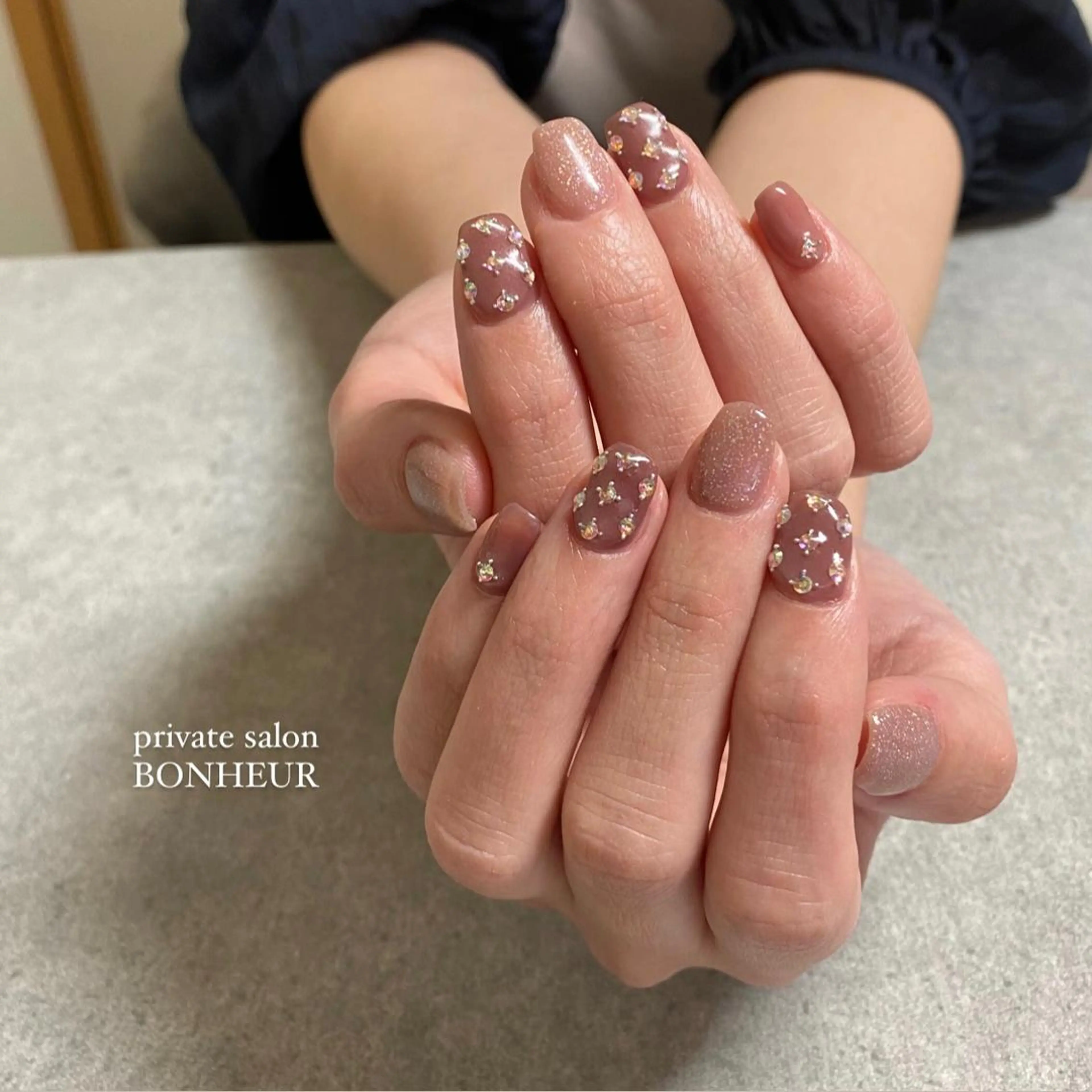 ネイル ハンドネイル BONHEUR Annaのネイルデザイン