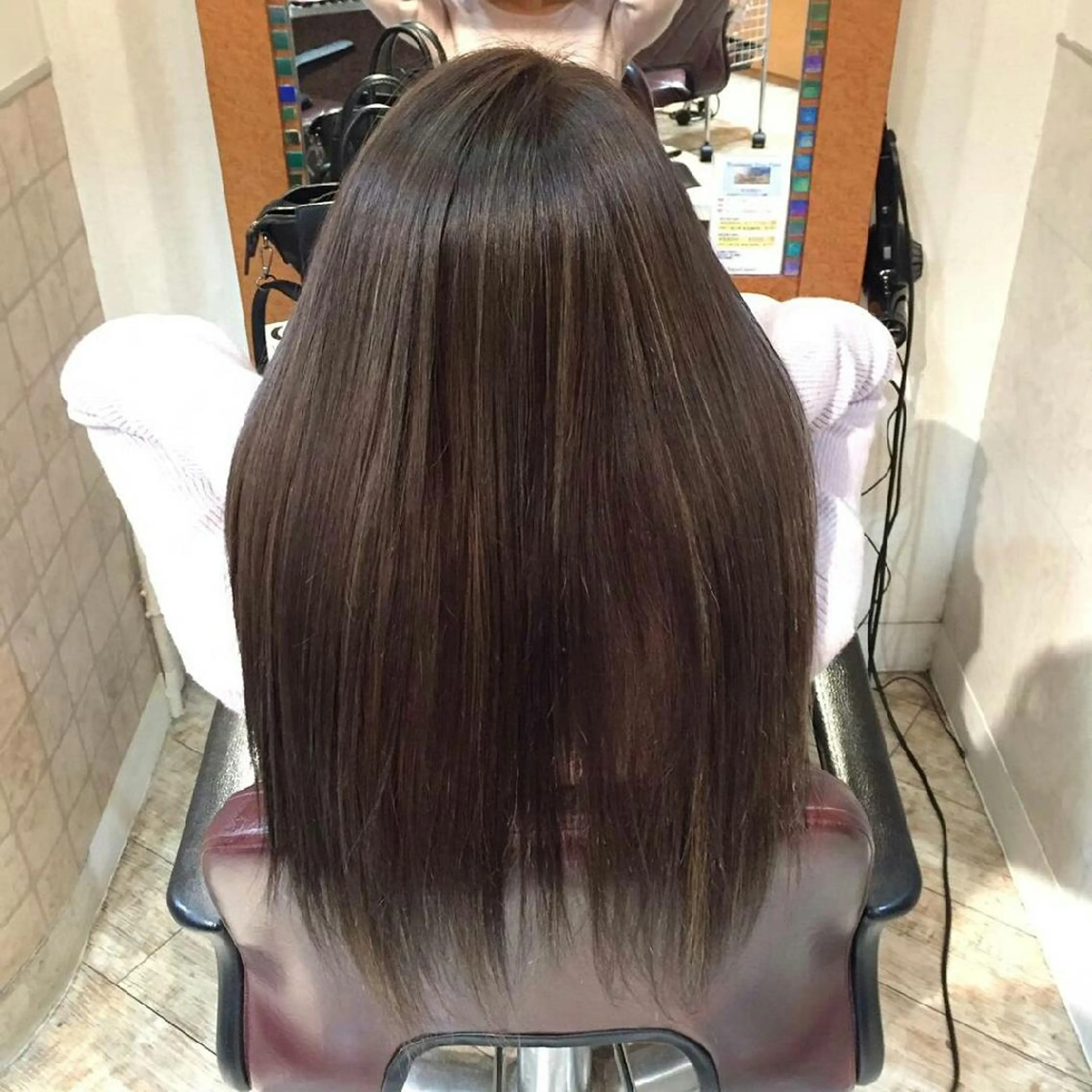 ロング カラー アッシュ ダークアッシュ ハイライトカラー ハイライト 100%髪質改善特化 TRUNSのヘアスタイル