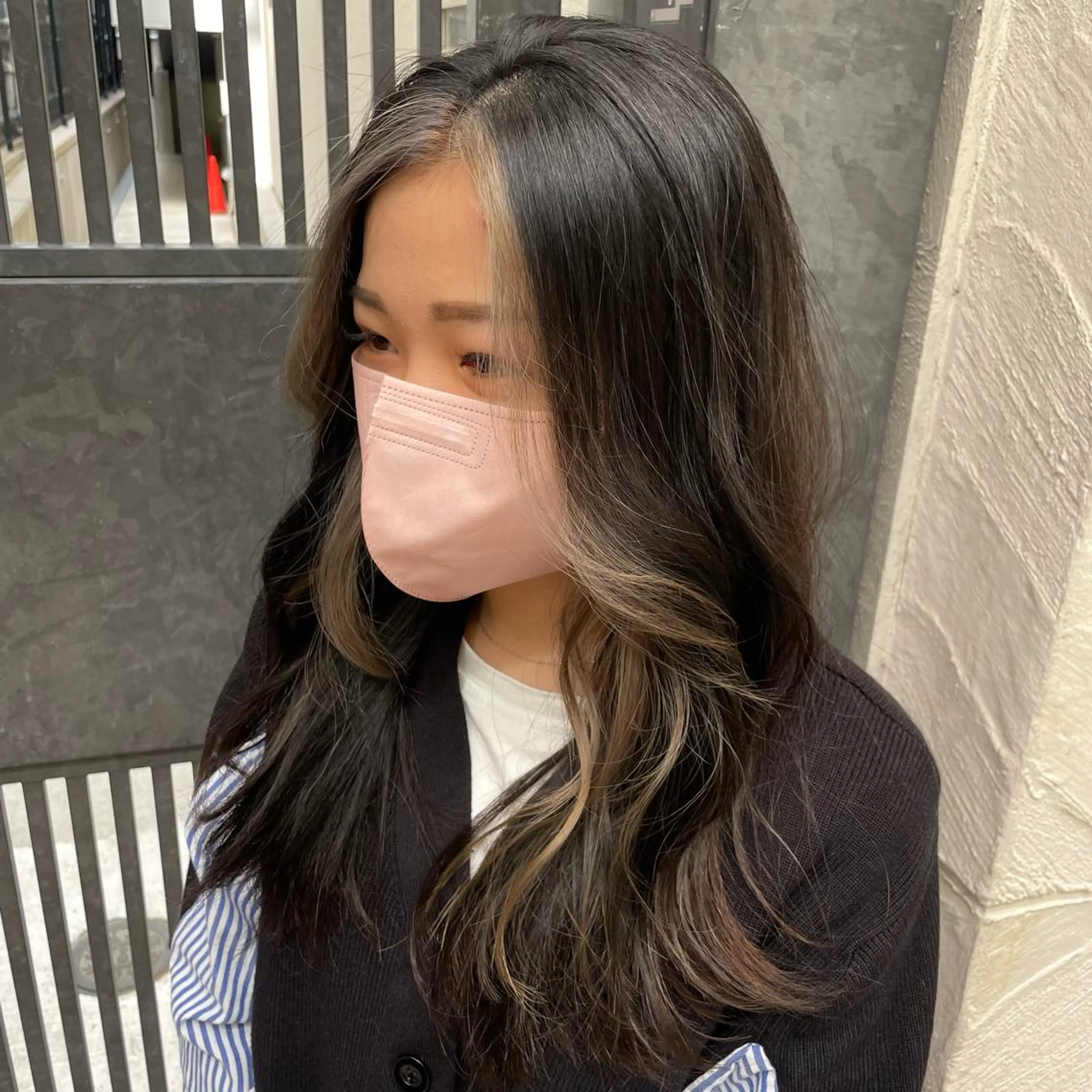 ロング アッシュ アッシュグレー アッシュグレージュ ミストバング ボブ ヘアカラー 大人可愛い/レイヤー /ブリーチ/溝口誠二のヘアスタイル