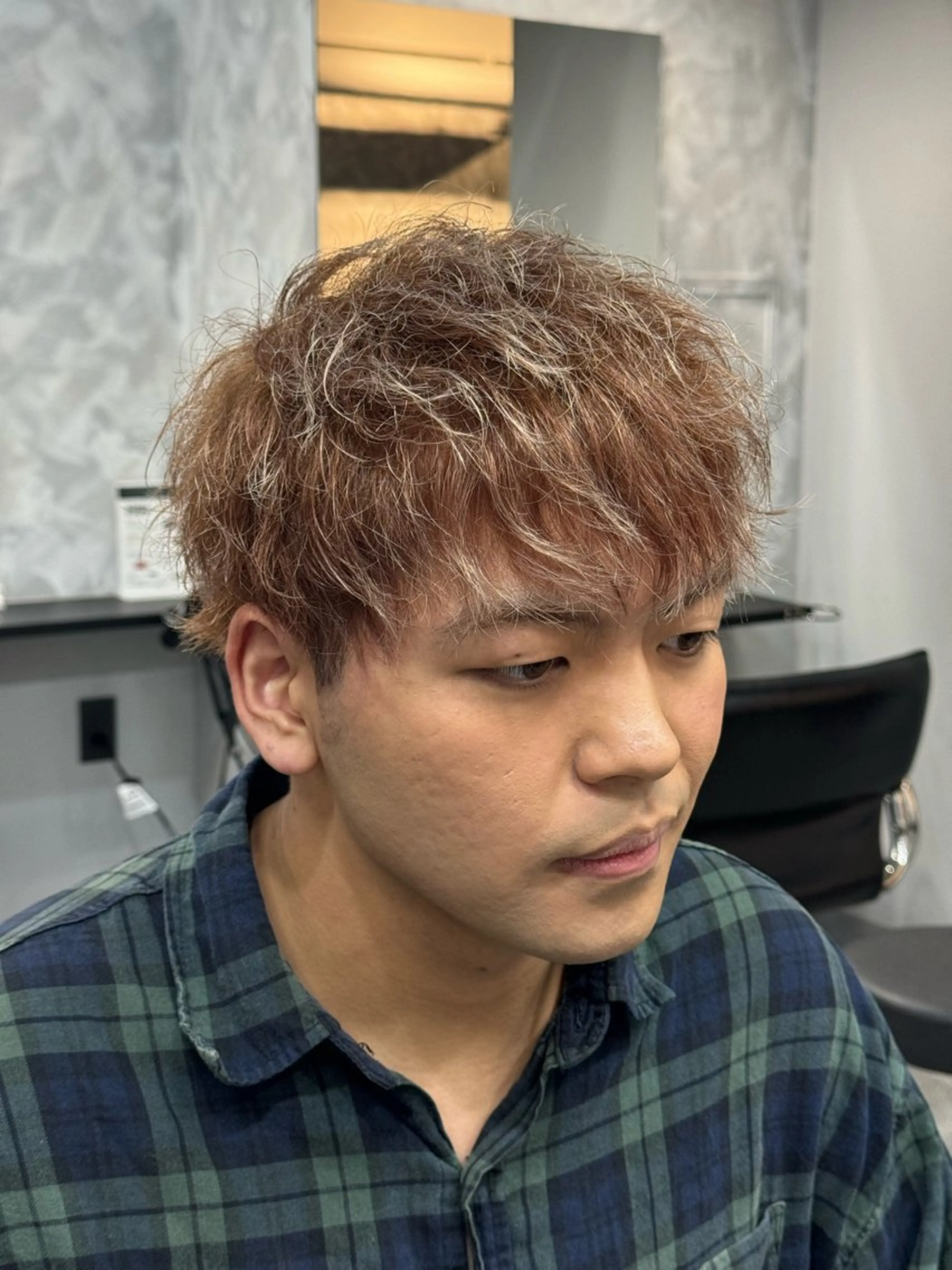 メンズ 👑ツヤブリーチ特化 👑おうた👑のヘアスタイル