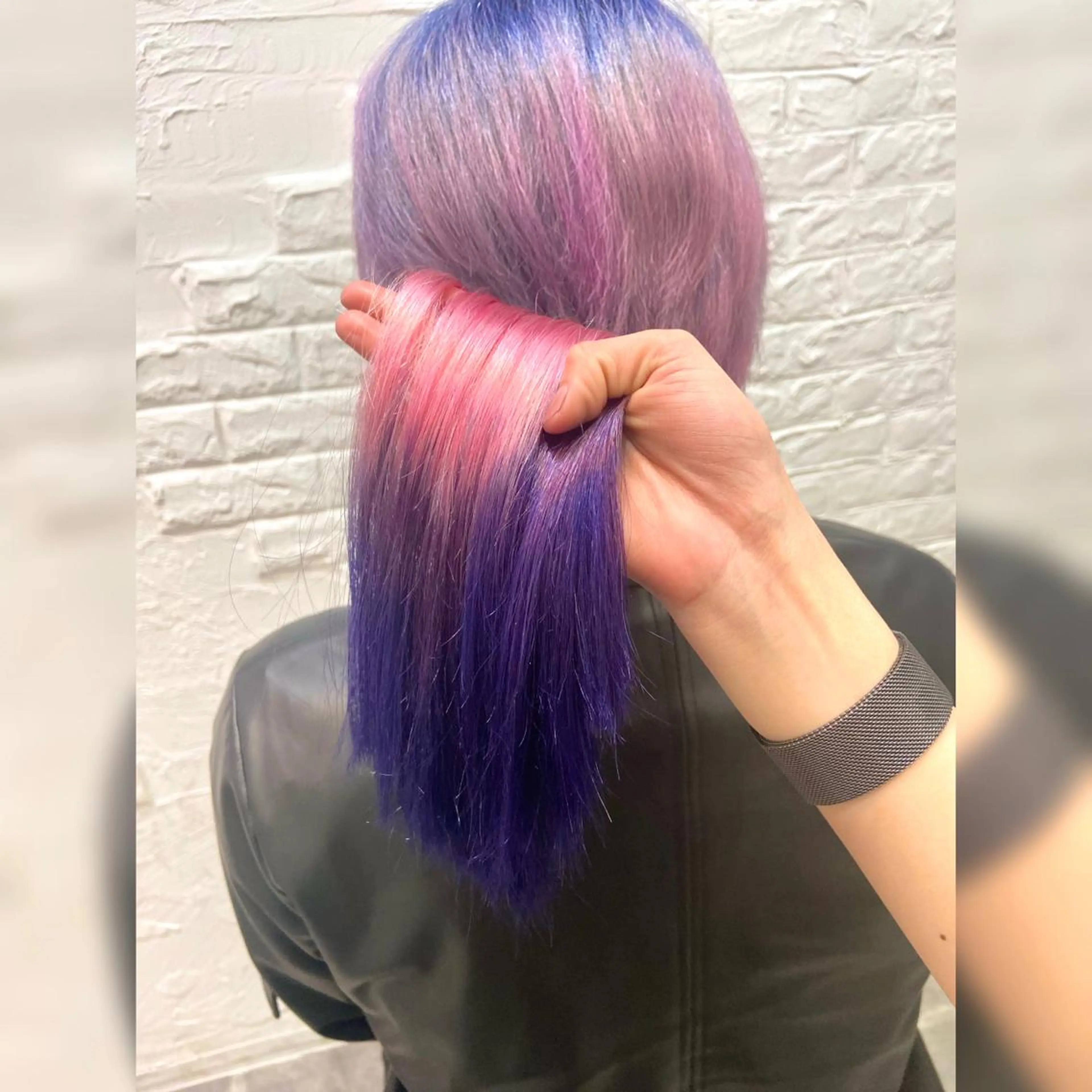 ロング カラー メンズ メンズウルフカット エクステ ウルフカット エクステ ♥️ルフ🐒 ミレイ♥️のヘアスタイル