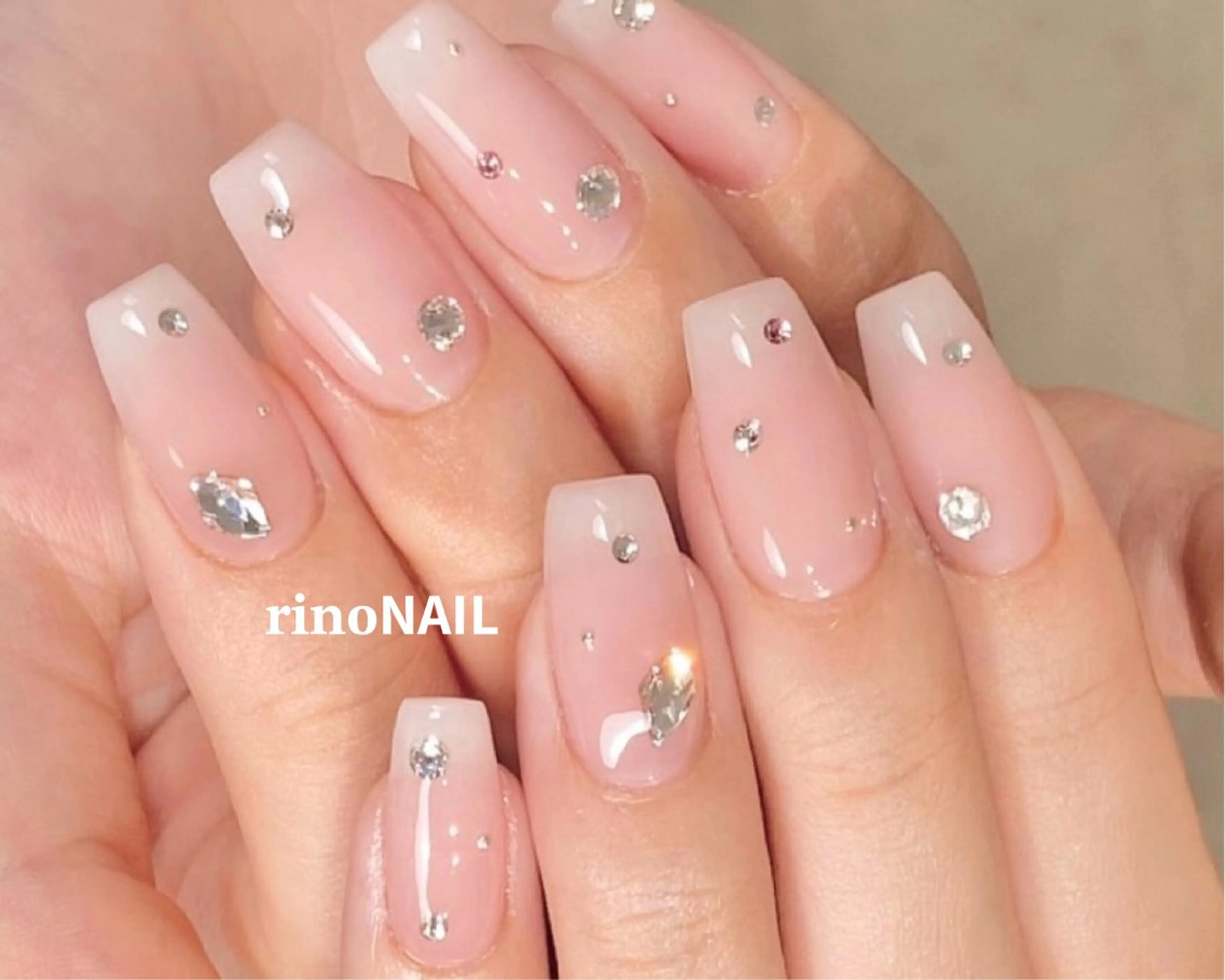 ネイル 持ち込み 園田 りののネイルデザイン