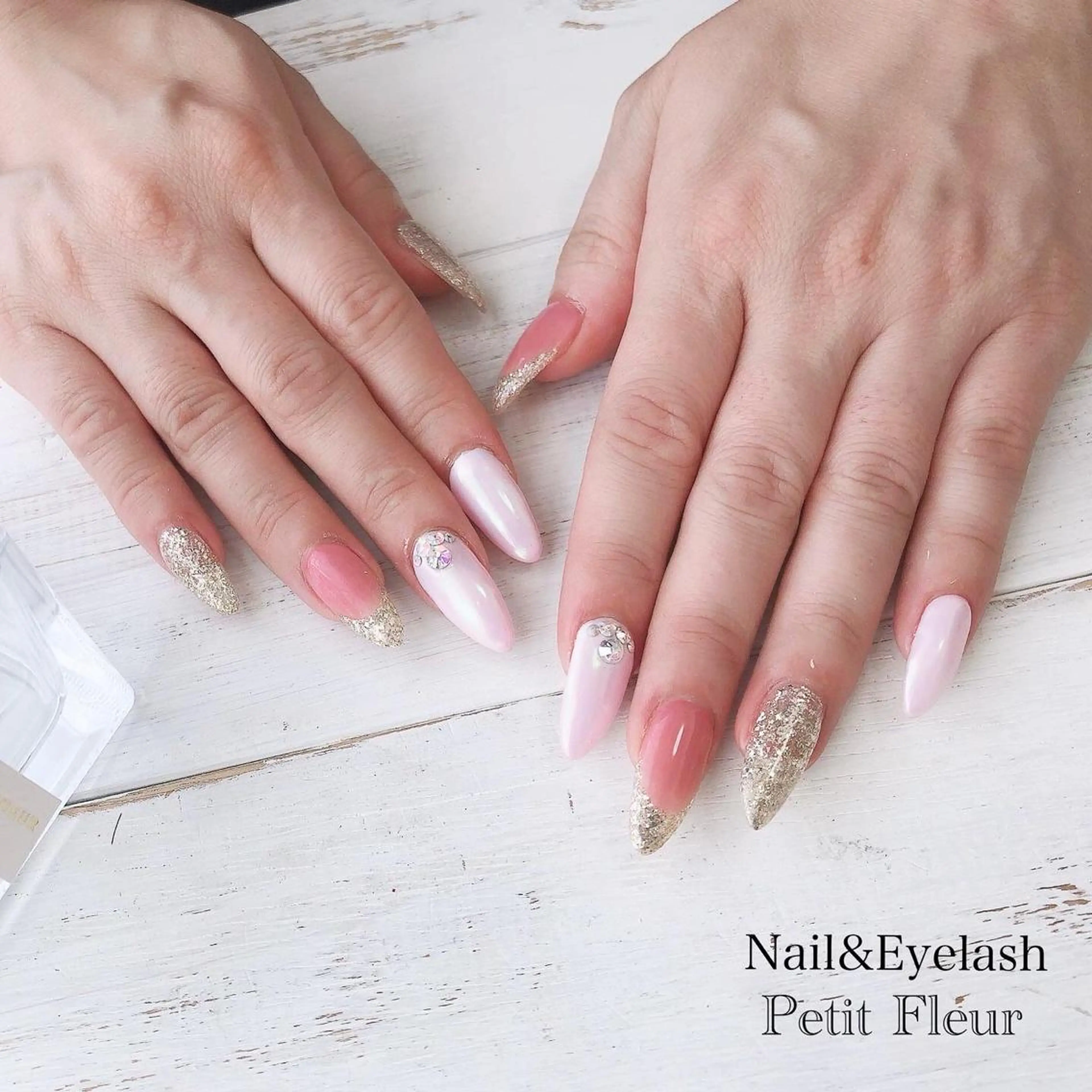 ネイル Petit Fleur所属・青柳 亜梨奈のマツエク・マツパデザイン