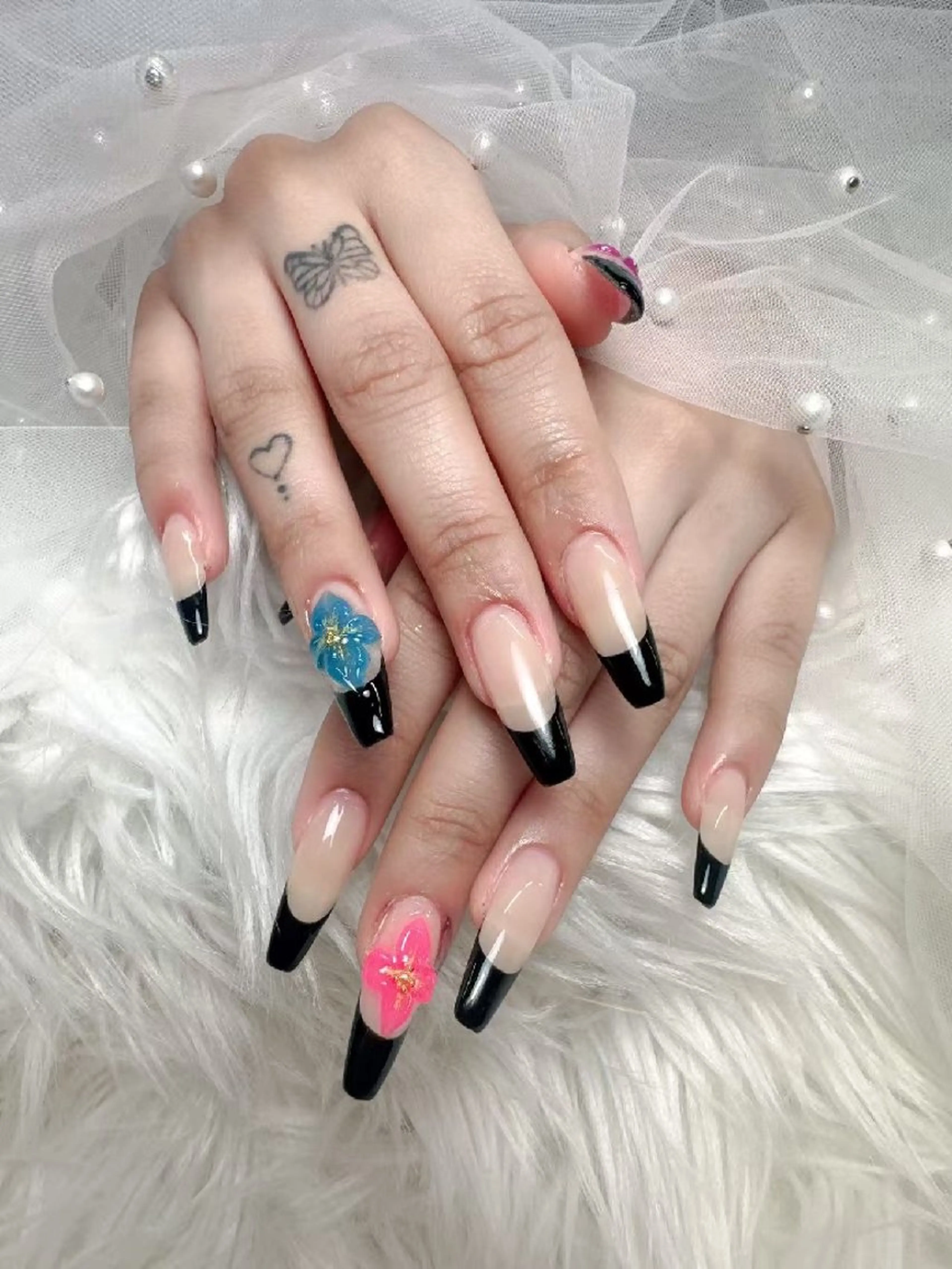 ネイル ENsalon AKIRAのネイルデザイン