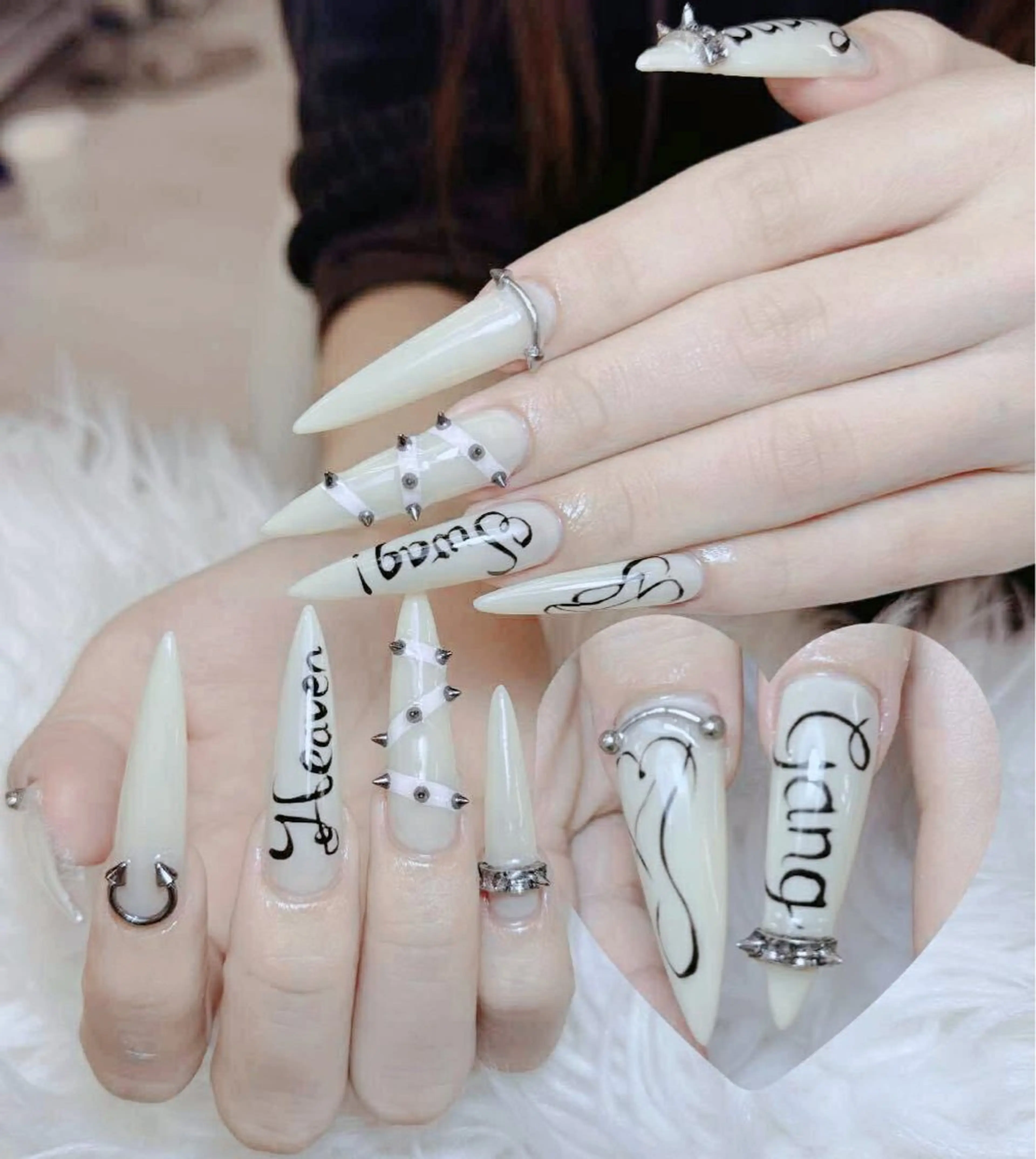 ネイル チークネイル 長さ出し フットネイル マグネットネイル 持ち込み ハンドネイル ANH NAIL ゴテゴテ専門店💎のネイルデザイン