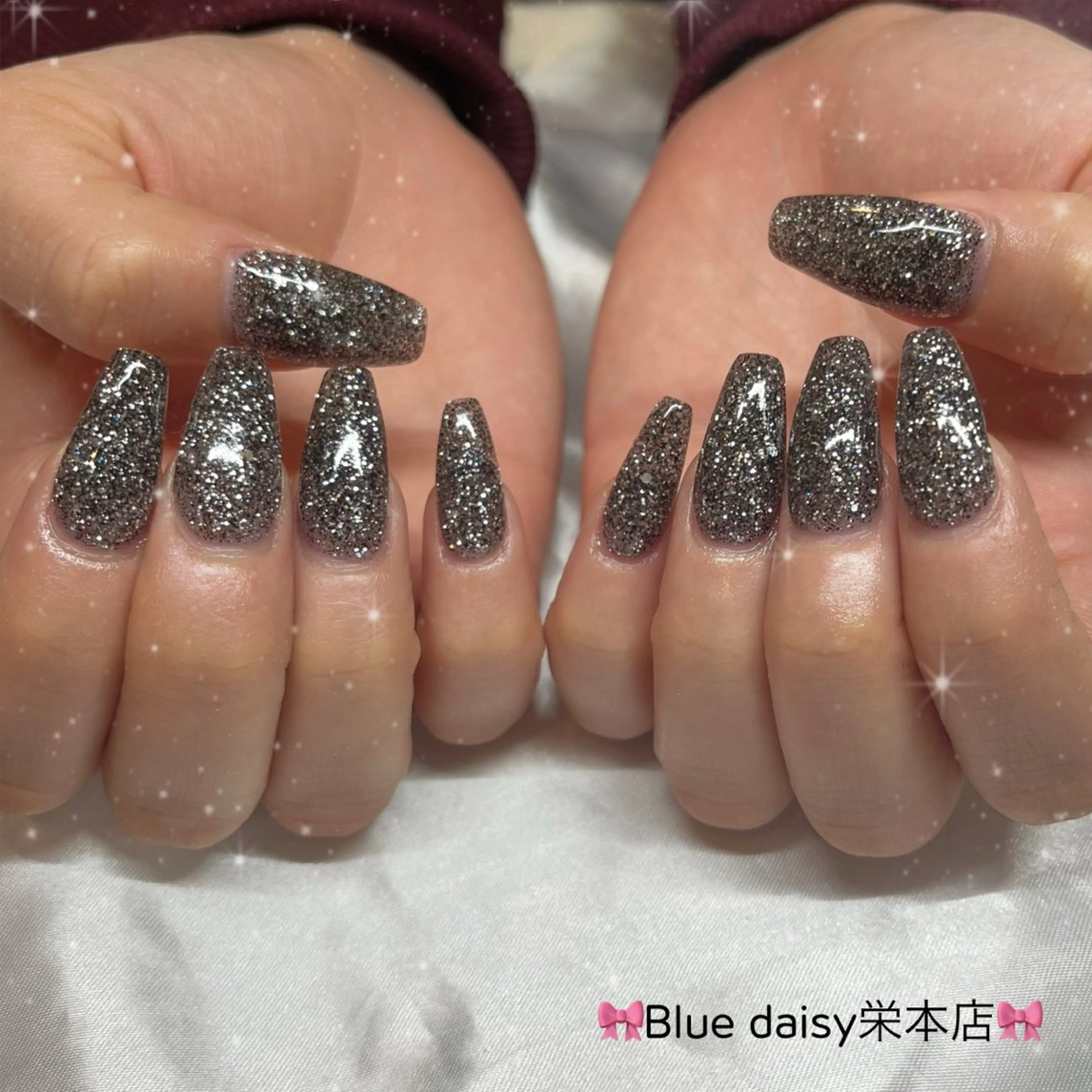 ネイル キラキラネイル ハンドネイル ブルーデイジー栄本店所属・BlueDaisy 栄本店のネイルデザイン
