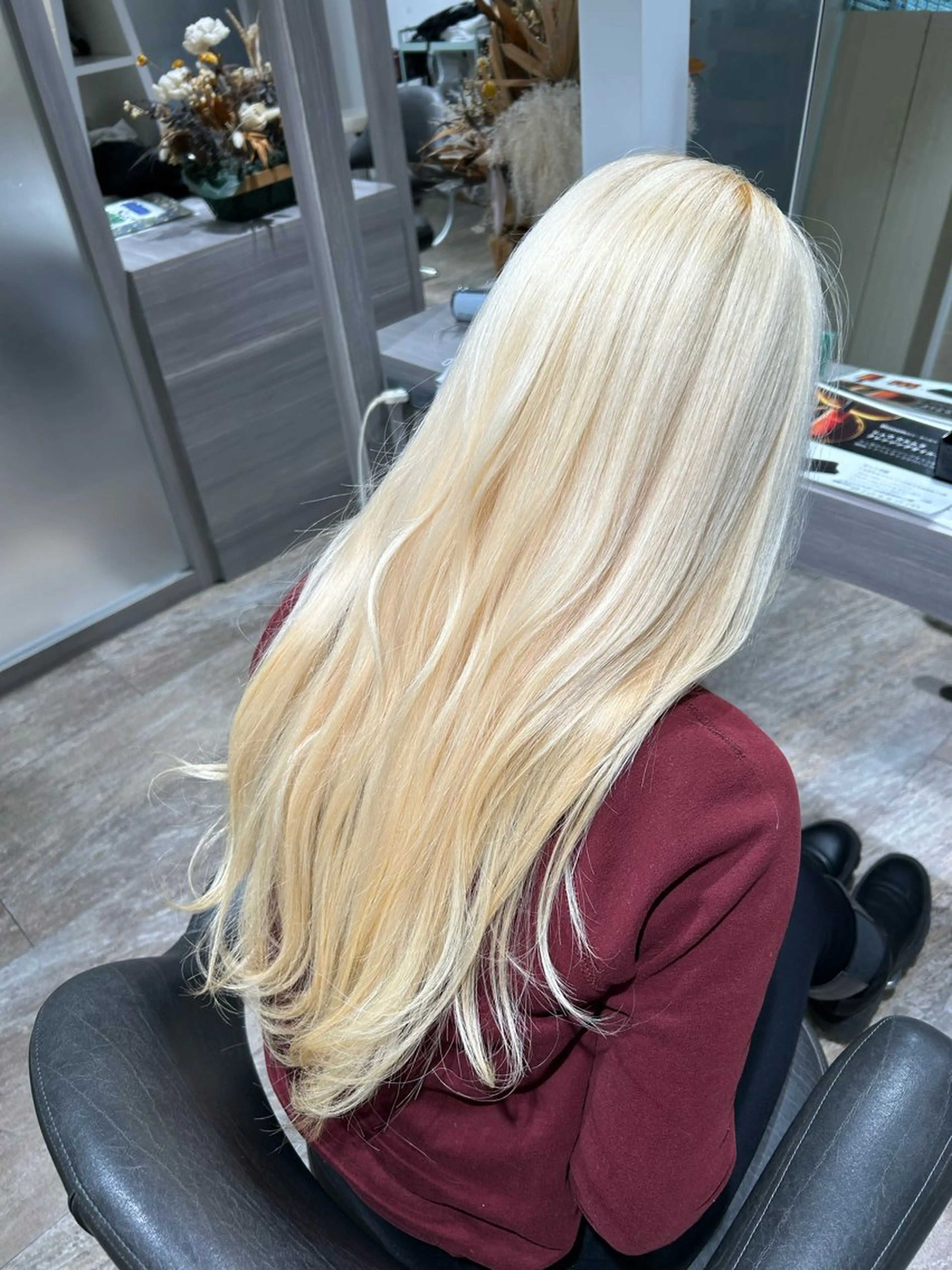 ロング カラー ハイトーンカラー hair＆make CIEL所属・武井 哉子のヘアスタイル