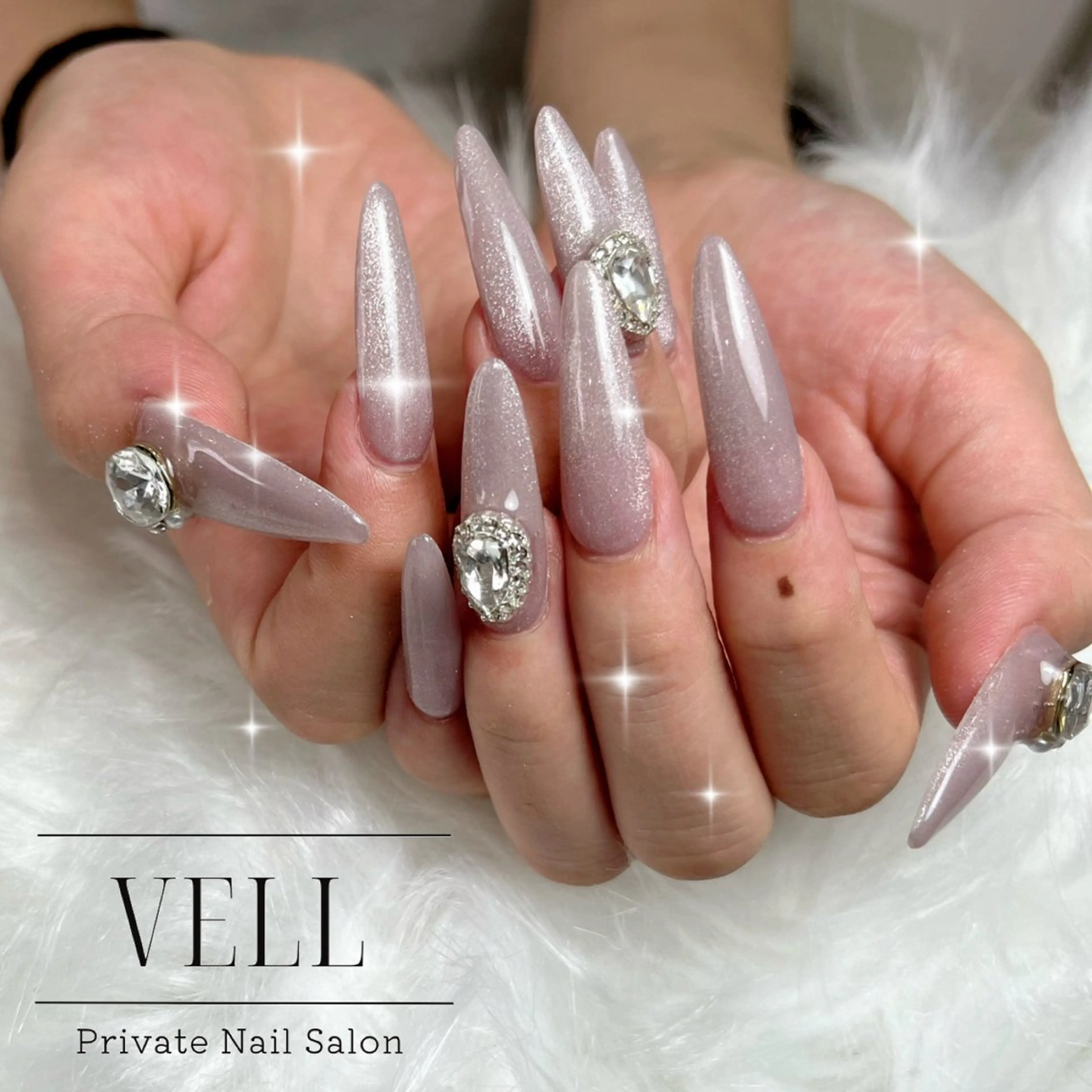 ネイル マグネットネイル ハンドネイル ﾈｲﾙｻﾛﾝ Vellのネイルデザイン