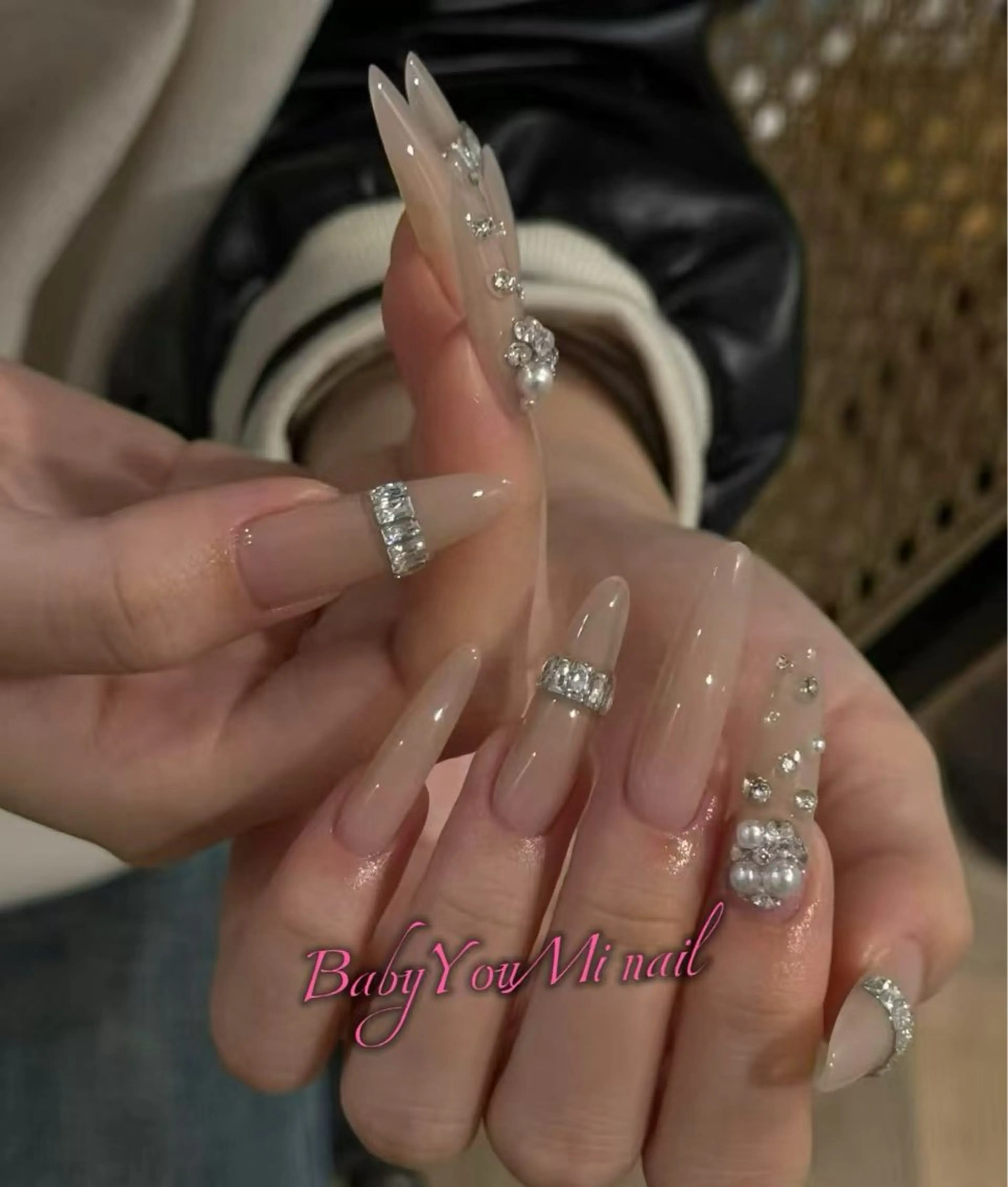 ネイル オーロラネイル フラワーネイル フットネイル フレンチネイル ジェルネイル ハンドネイル BabyYouMi nailのネイルデザイン