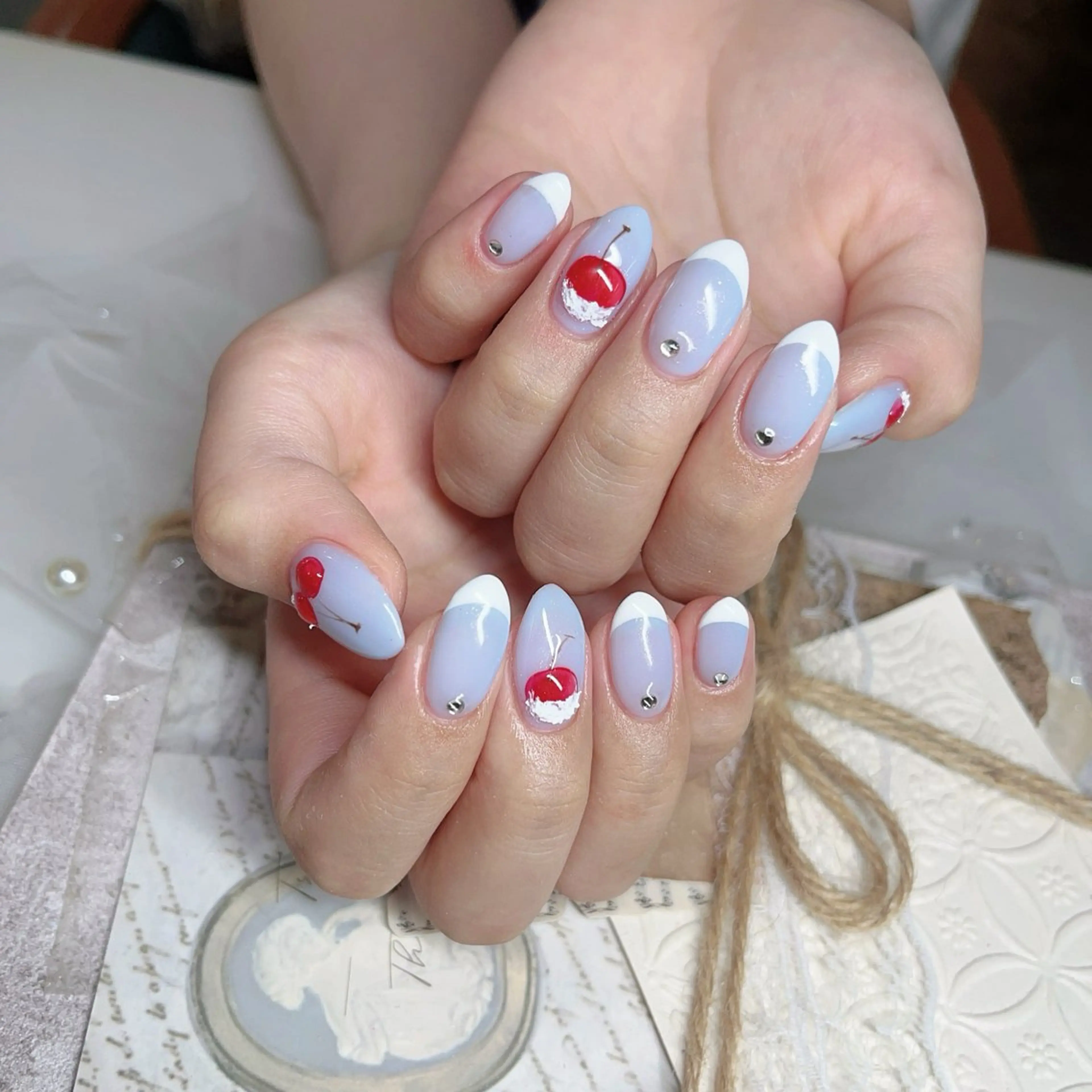 ネイル Fairyフェアリーネイルサロン所属・Nail Hibi サロンのネイルデザイン