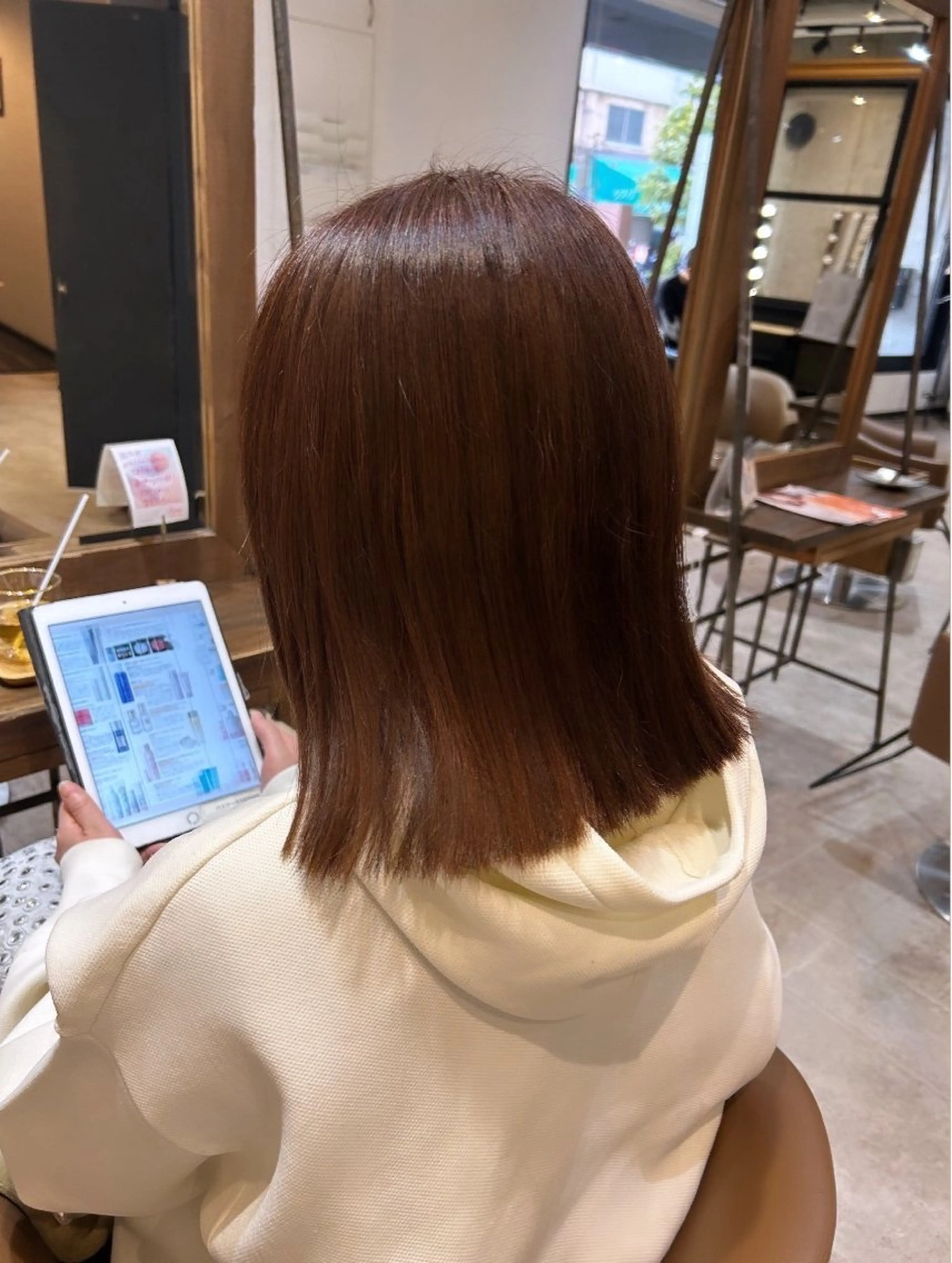 ミディアム 米村 美咲のヘアスタイル