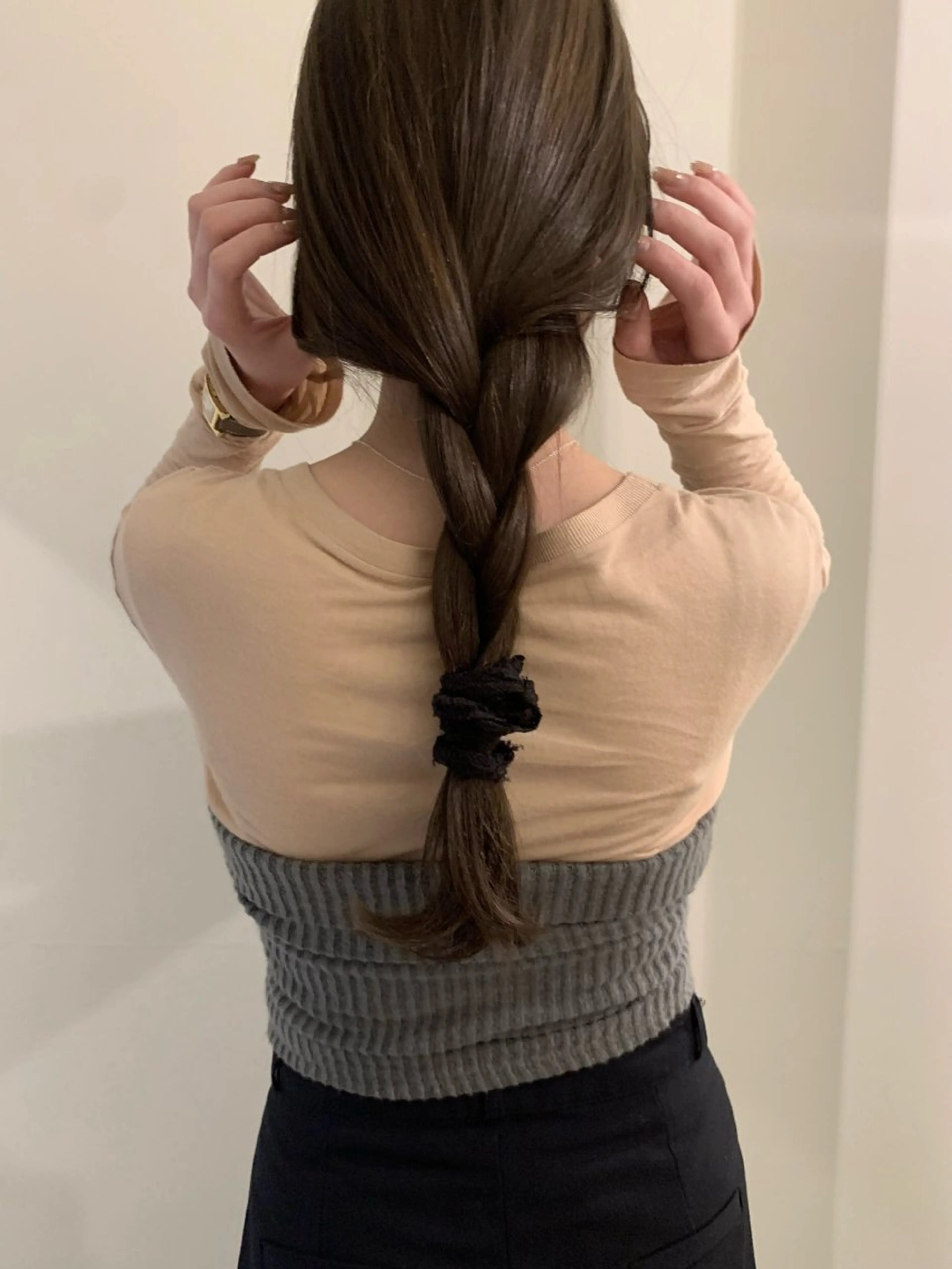 セミロング カラー ベージュカラー ブリーチ オリーブベージュ カット ヘアカラー トリートメント 落合希 Olivebeigeのヘアスタイル