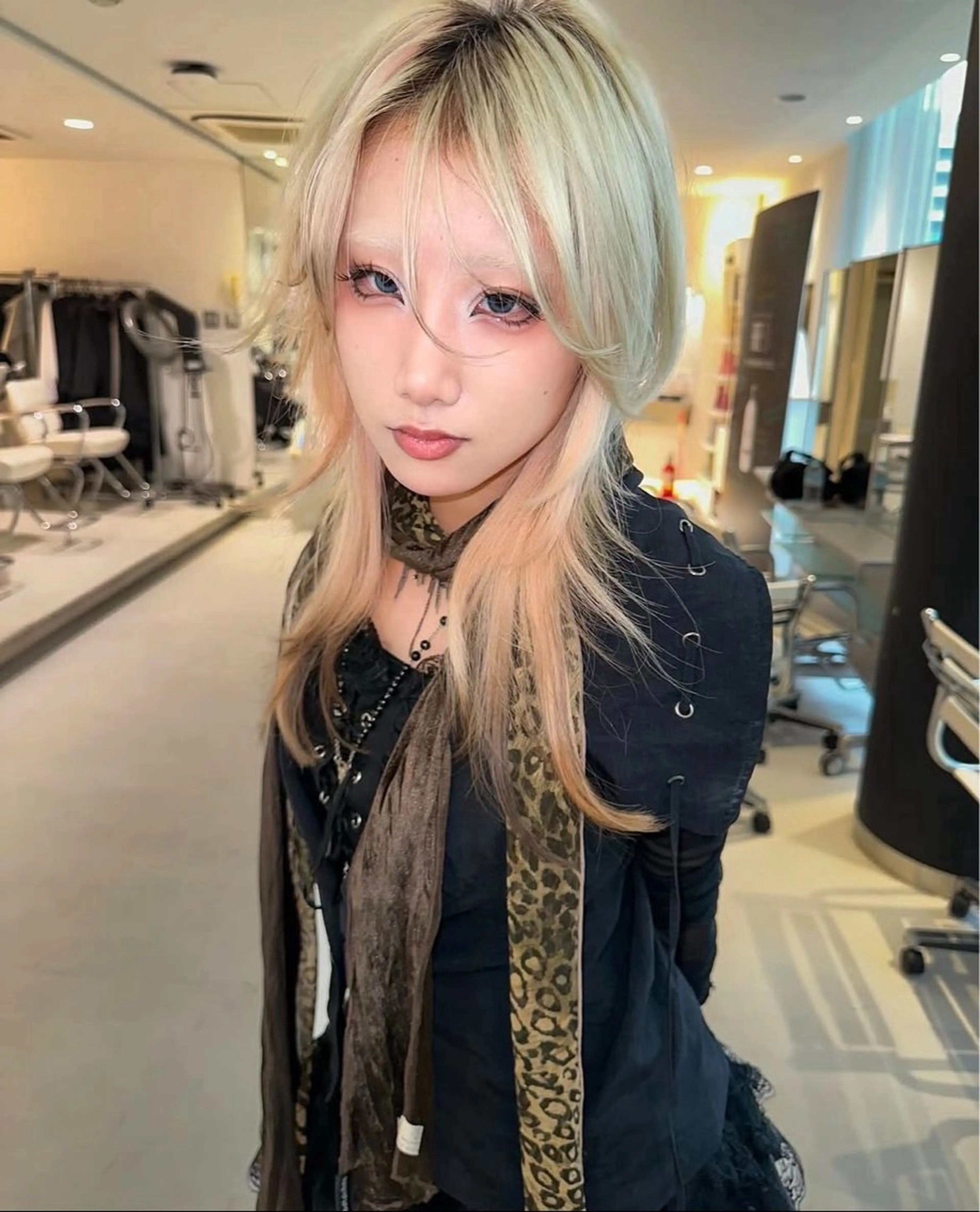 【12月限定❗️】ケアブリーチ+髪質改善トリートメント🫧の写真