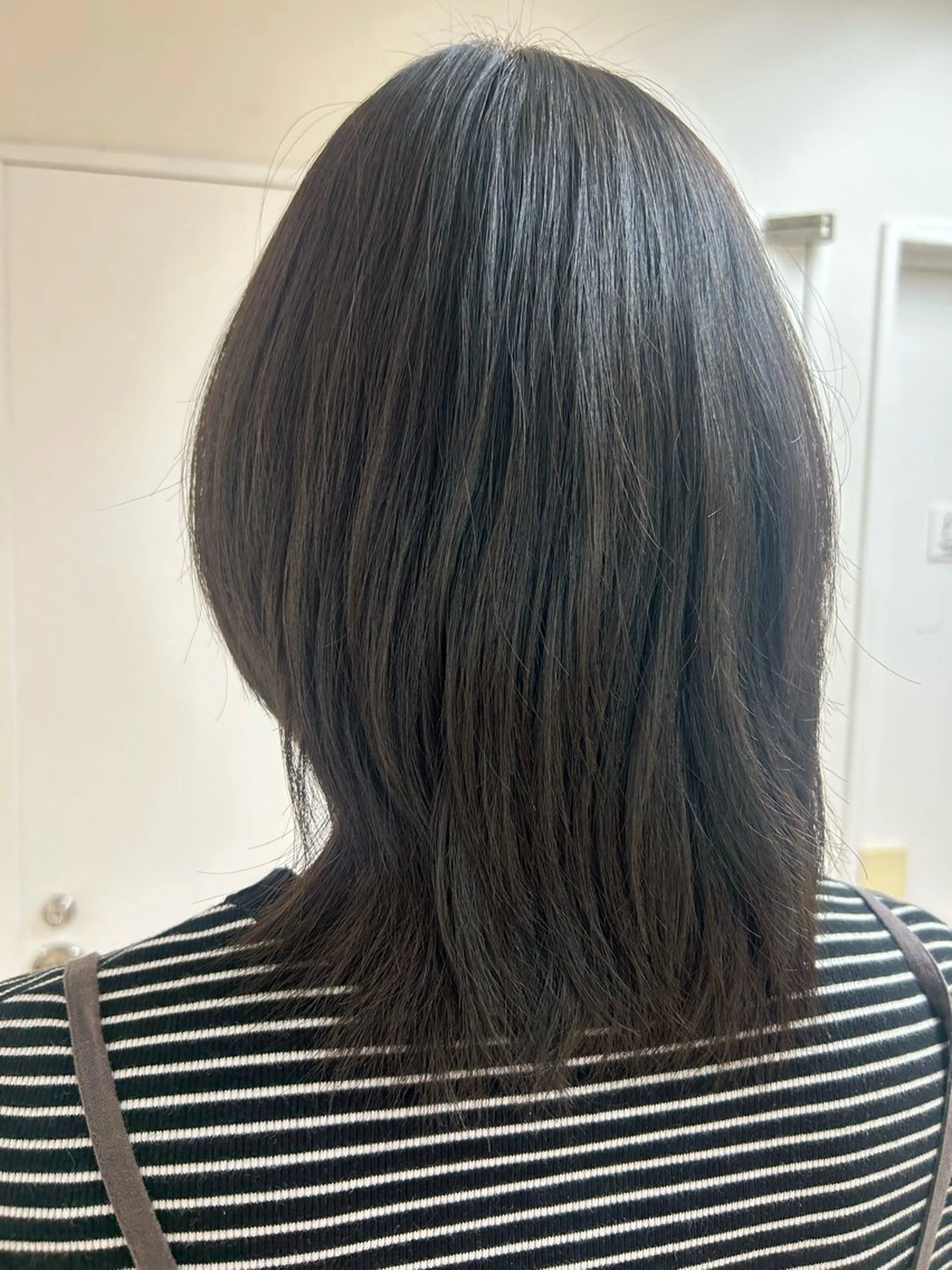 ミディアム 縮毛矯正 スズキ リオのヘアスタイル