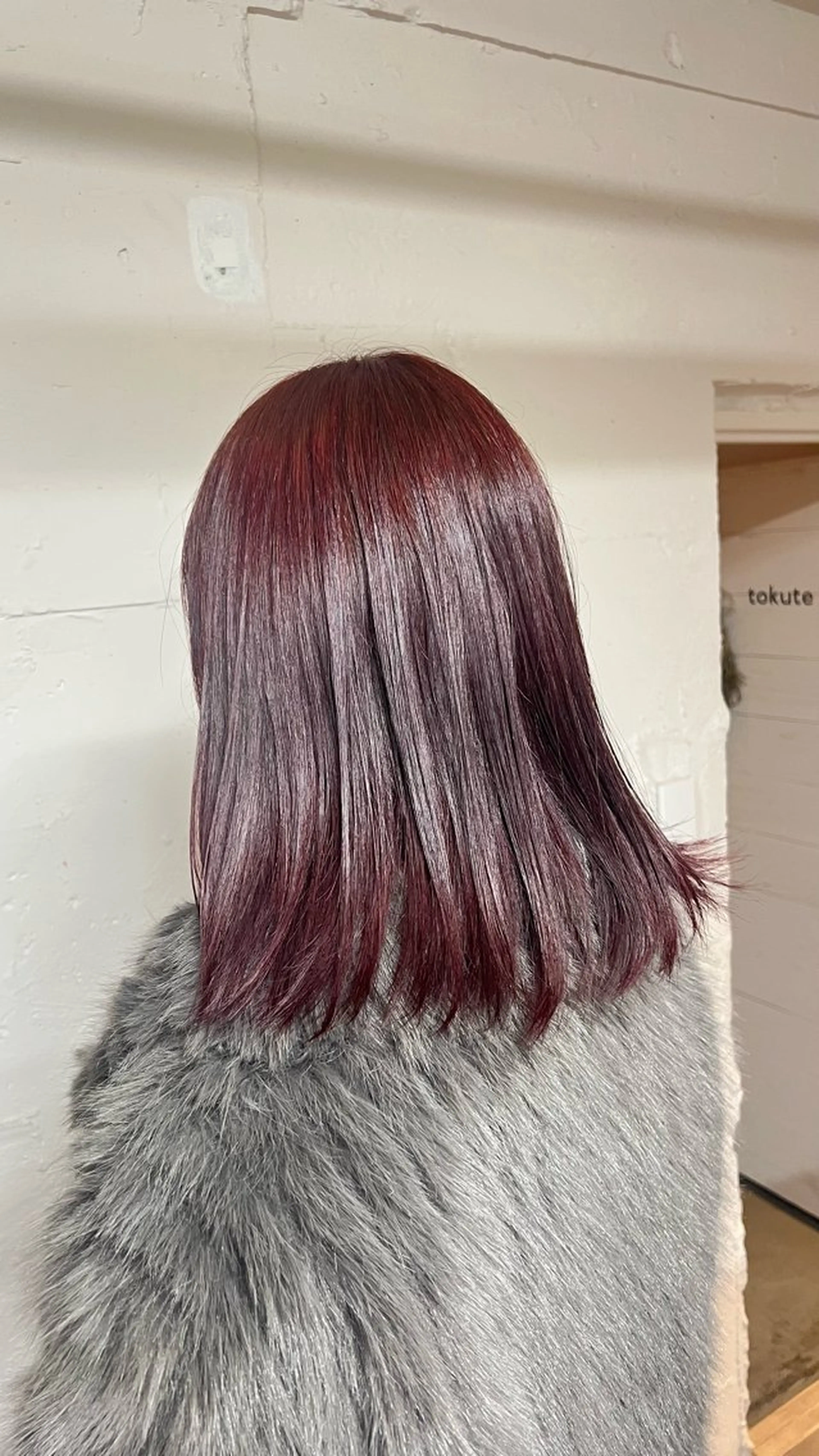 ミディアム カラー レッドカラー カット ヘアカラー トリートメント 🎀tokute ナオ🧸のヘアスタイル