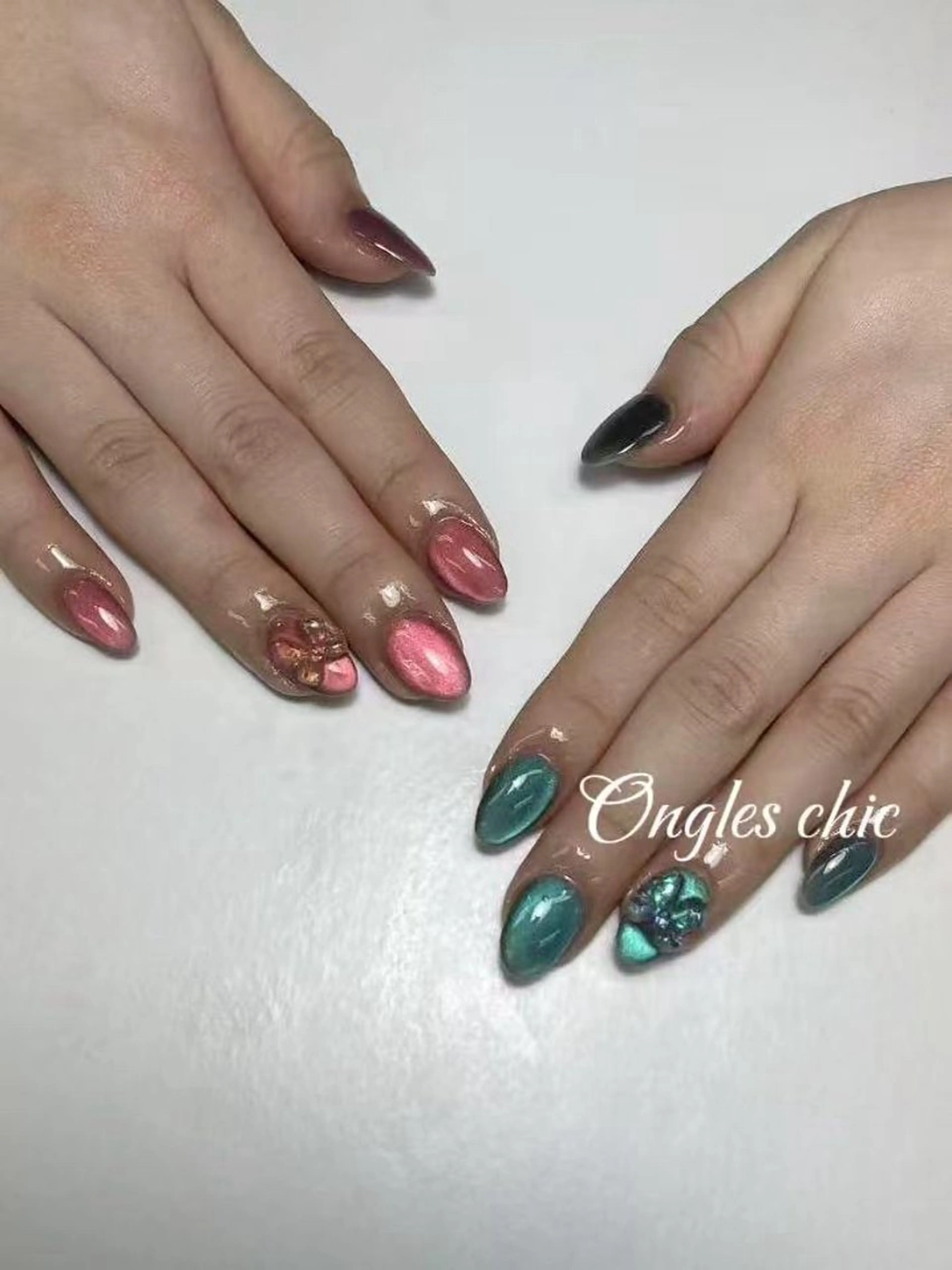 ネイル ハンドネイル ongles chicのネイルデザイン