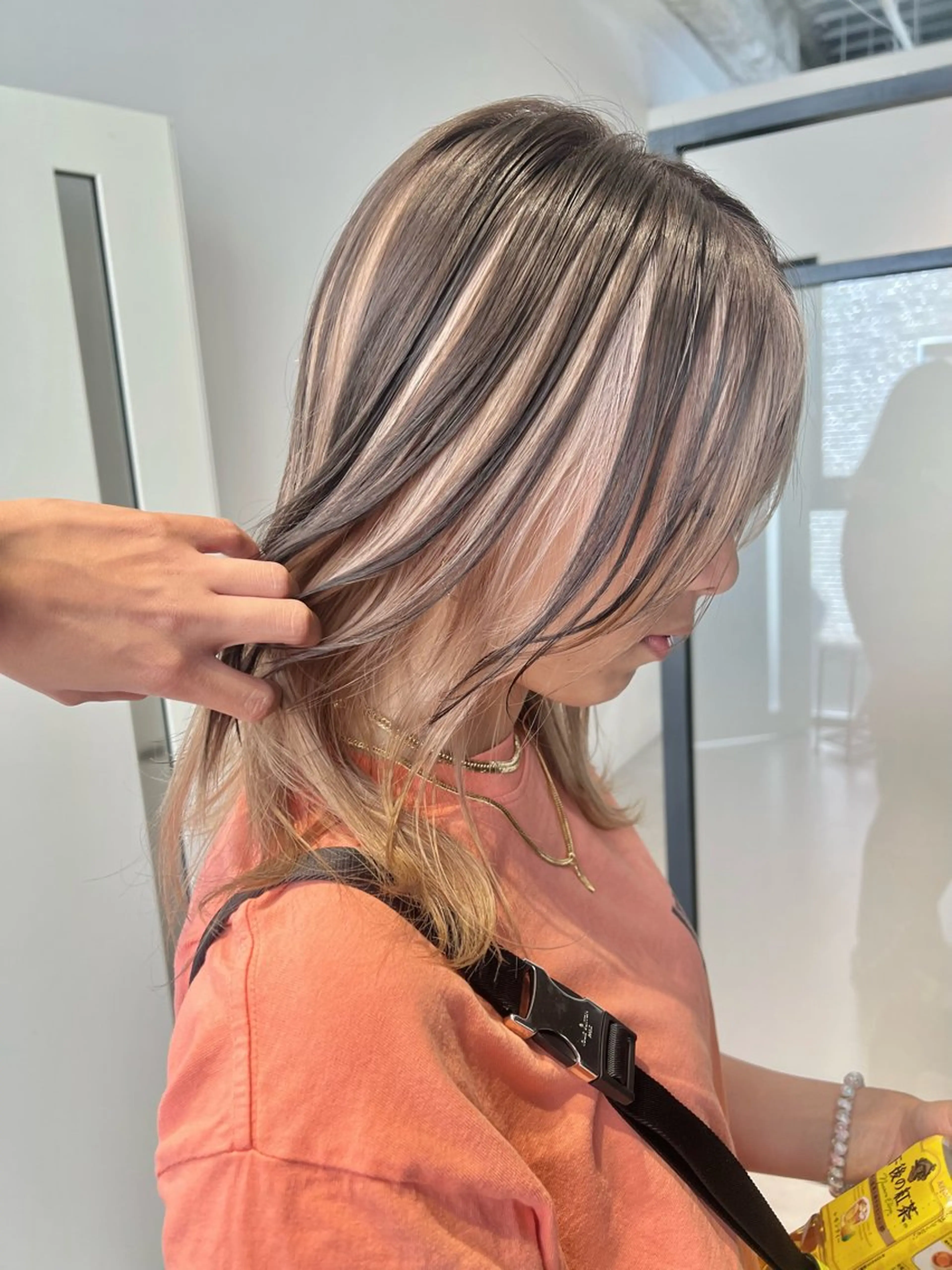 セミロング カラー ヘアカラー トリートメント 宮永 智香のヘアスタイル