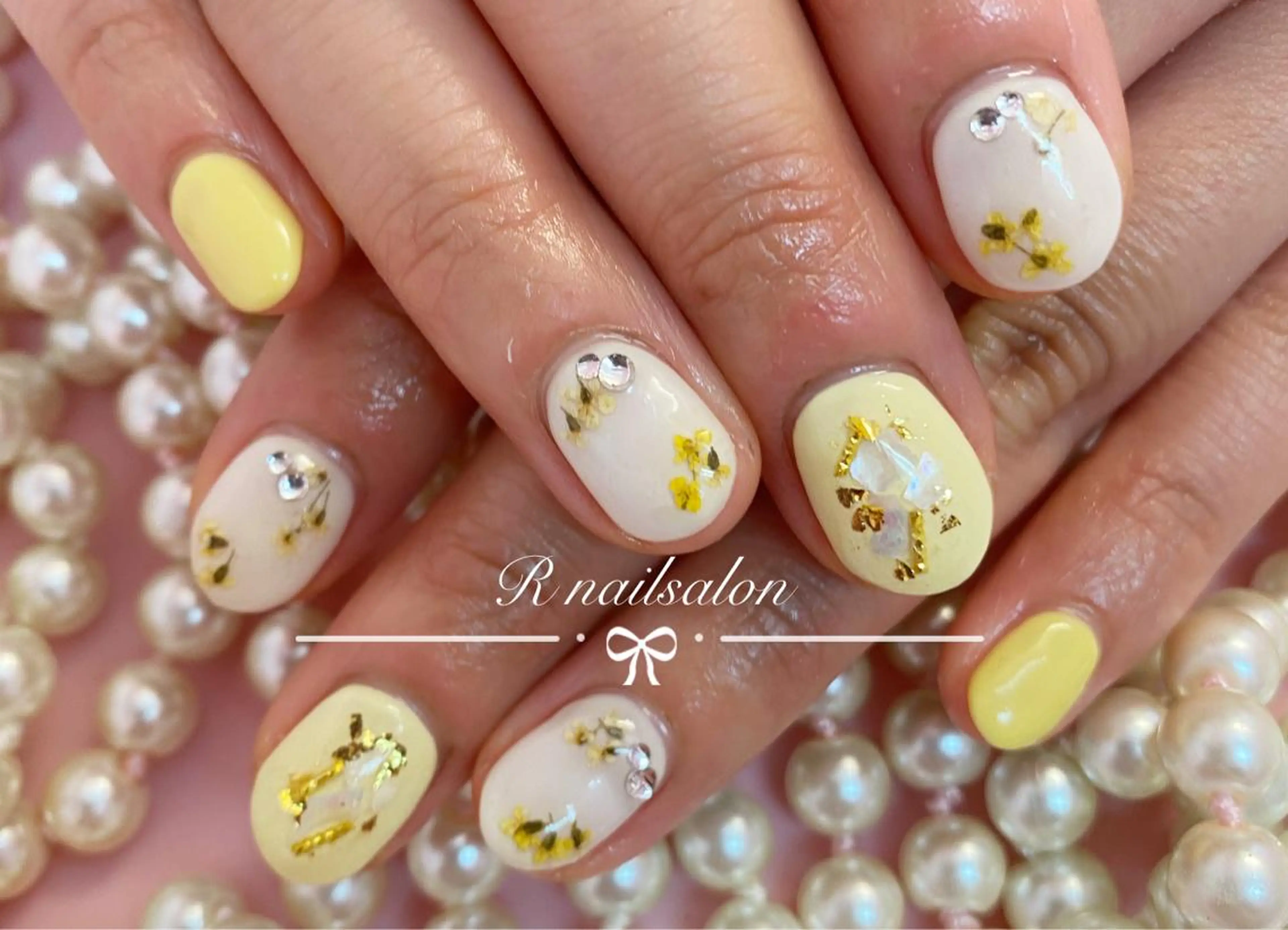 ショート R NAILSALONのネイルデザイン