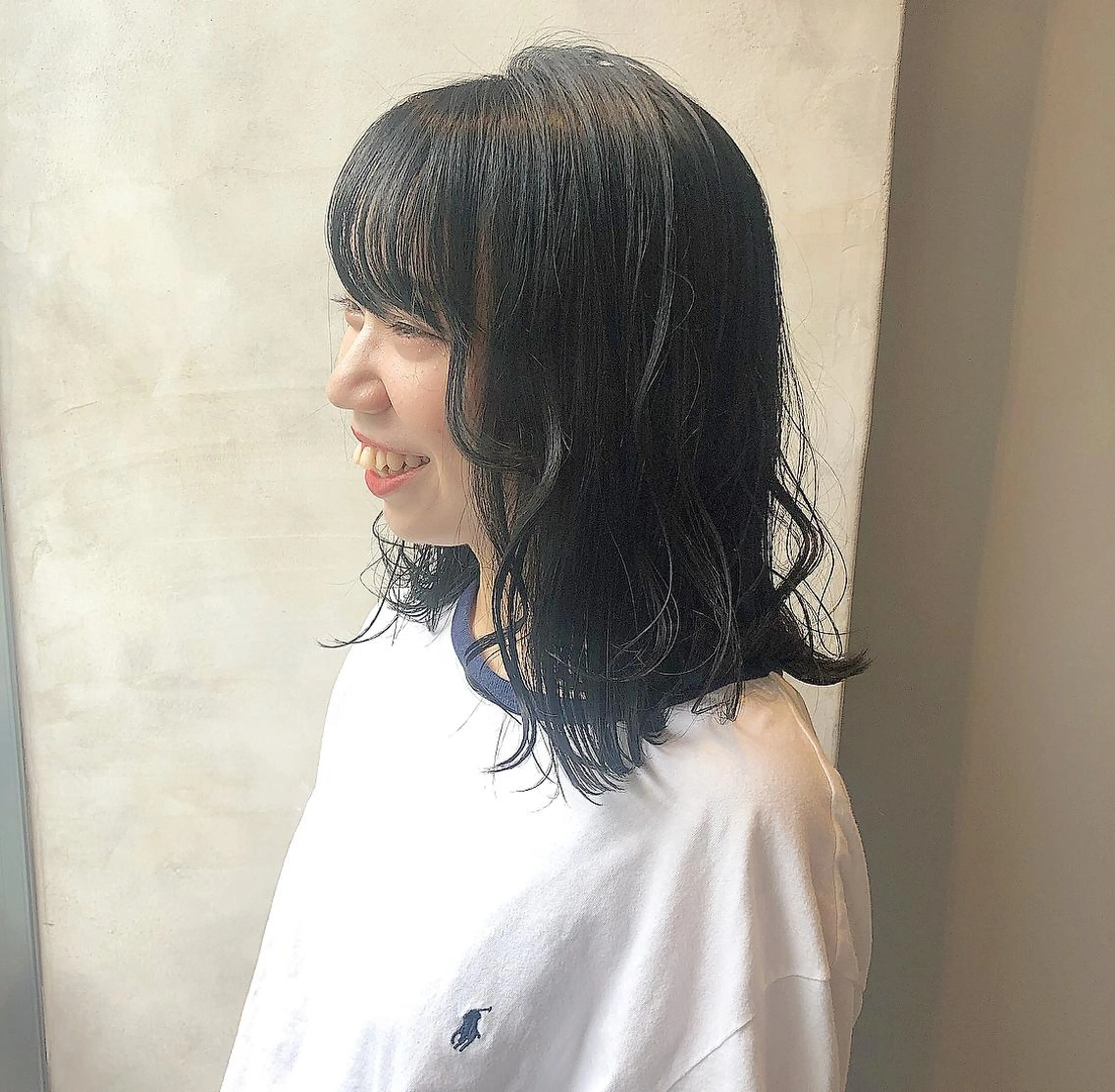 ミディアム カラー 圧倒的透明感カラー nana🦕のヘアスタイル