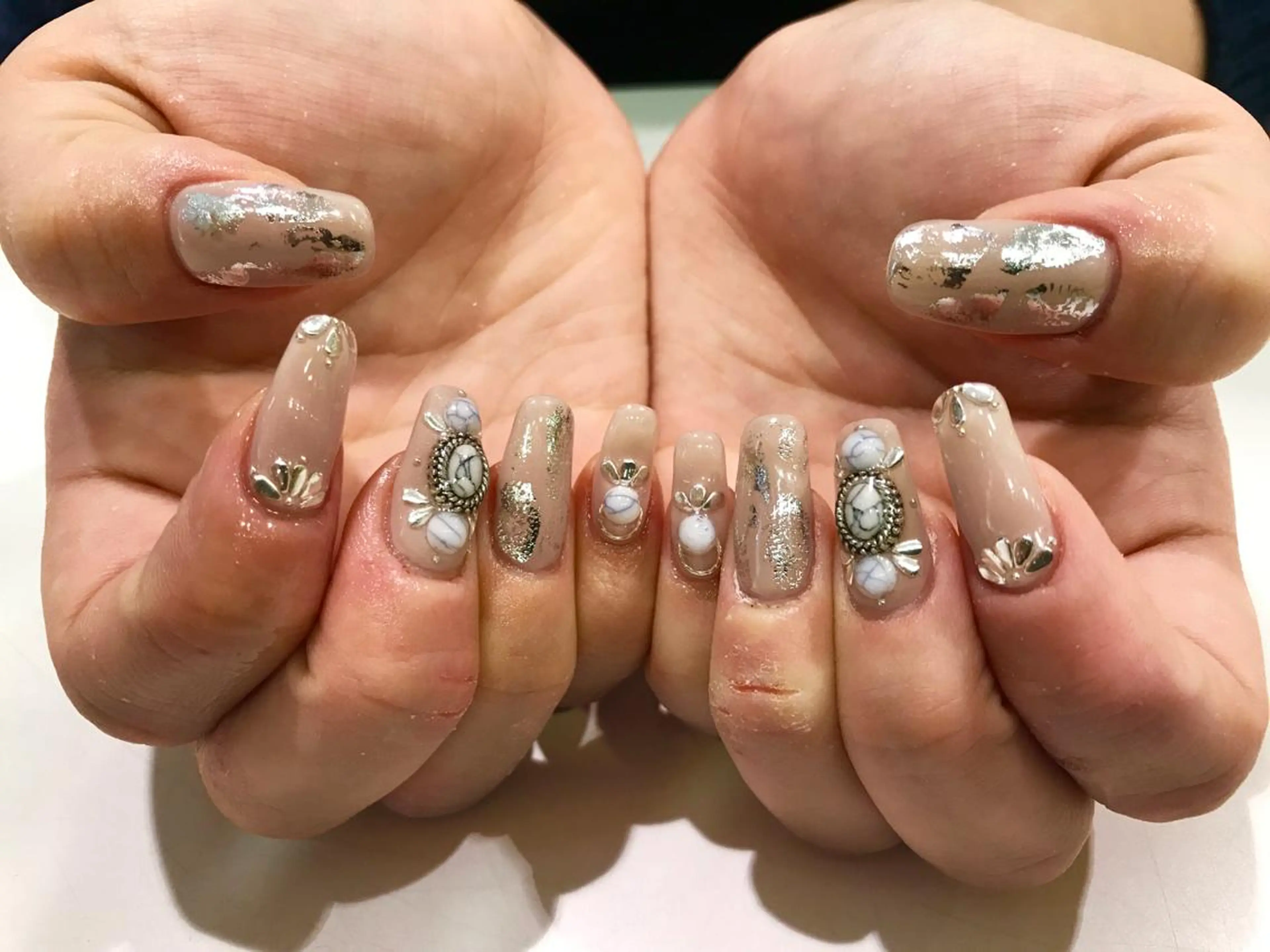 ネイル ハンドネイル ハンドケア Charme. NOBUKOのネイルデザイン